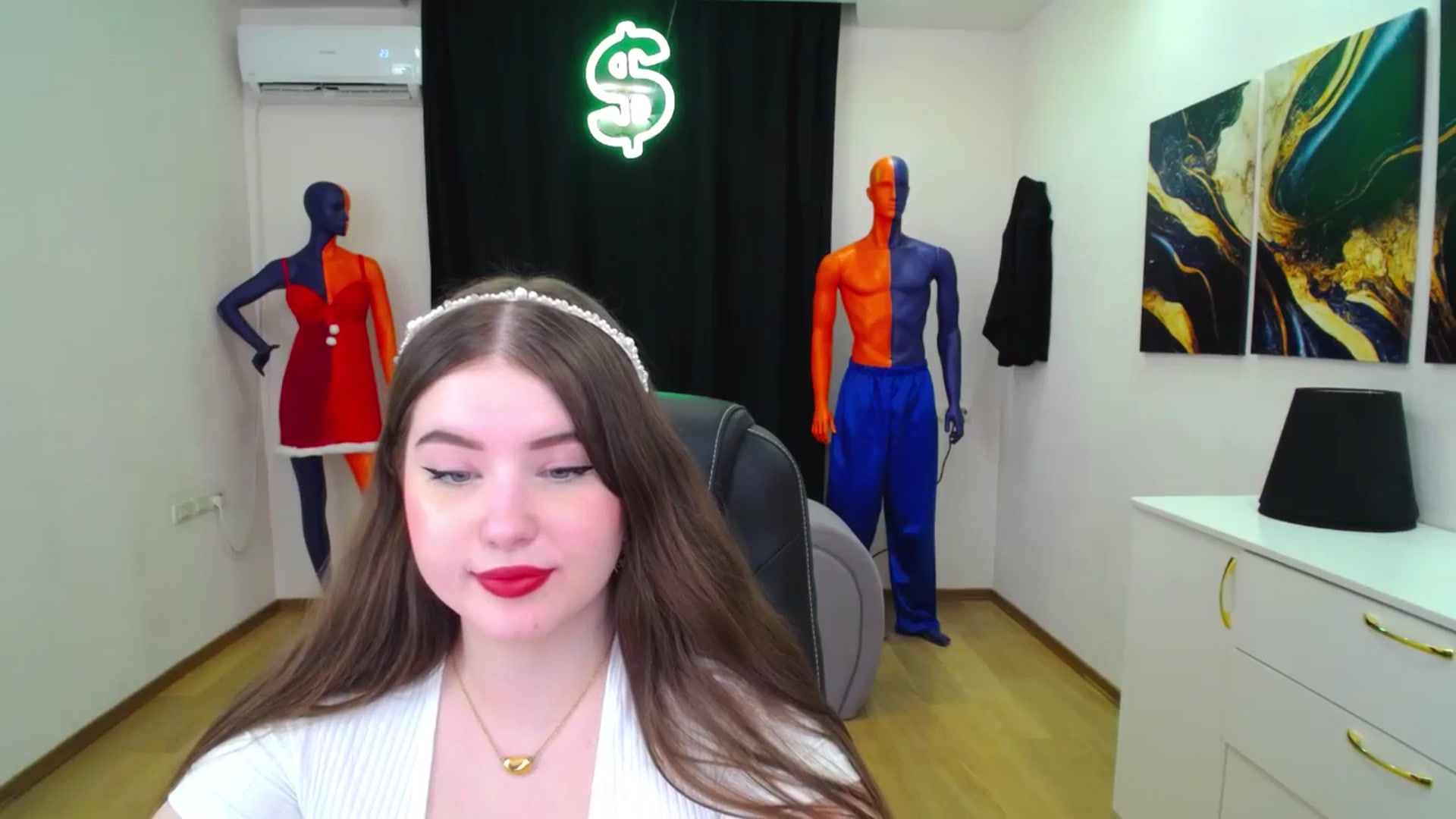 Gallery image thumbnail from AdmireMyEyes's myfreecams stream on, 02/08/2025, 21:24 image 12 of 20