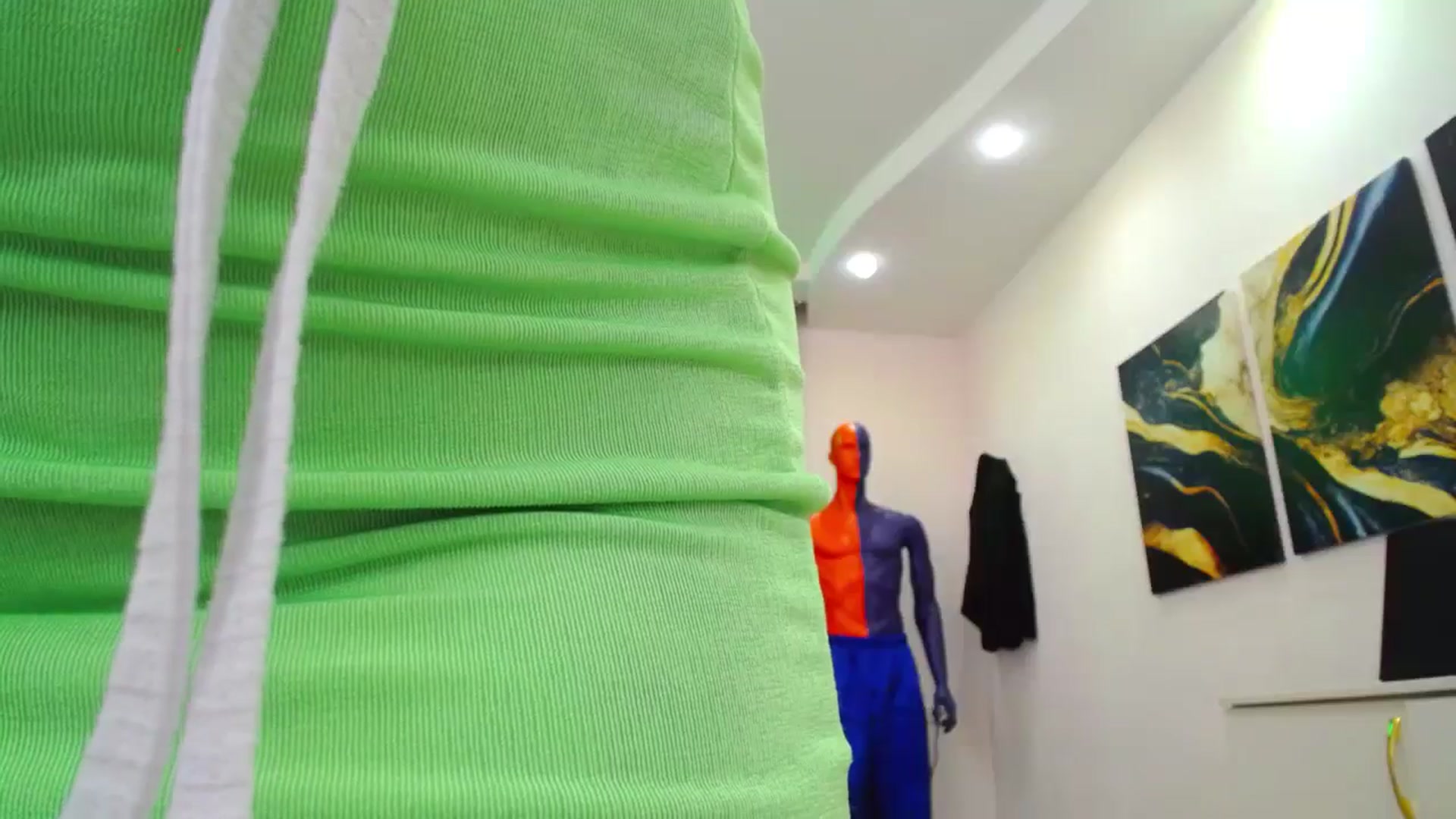 Gallery image thumbnail from AdmireMyEyes's myfreecams stream on, 02/08/2025, 21:24 image 8 of 20