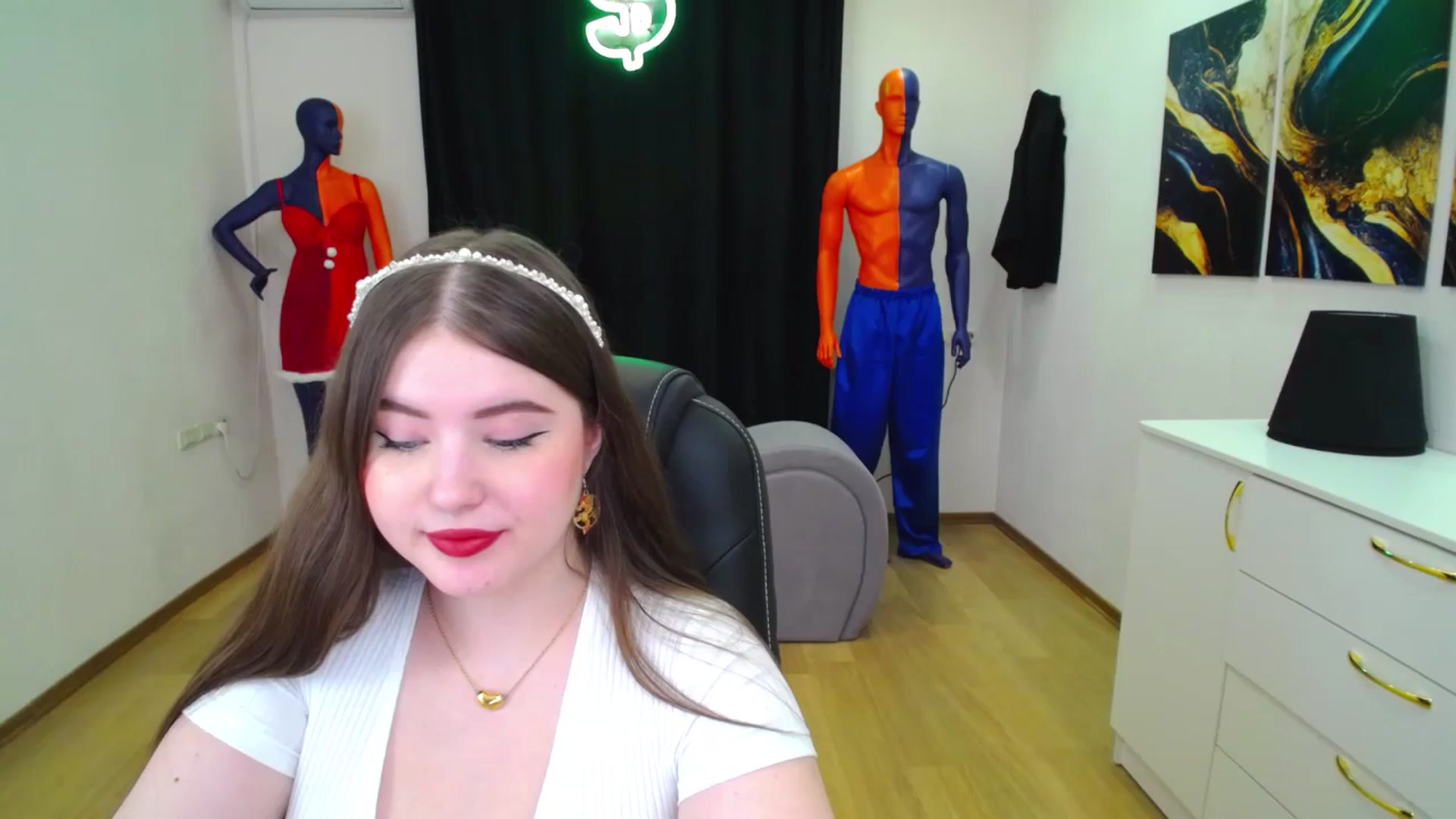 Gallery image thumbnail from AdmireMyEyes's myfreecams stream on, 02/08/2025, 21:24 image 1 of 20