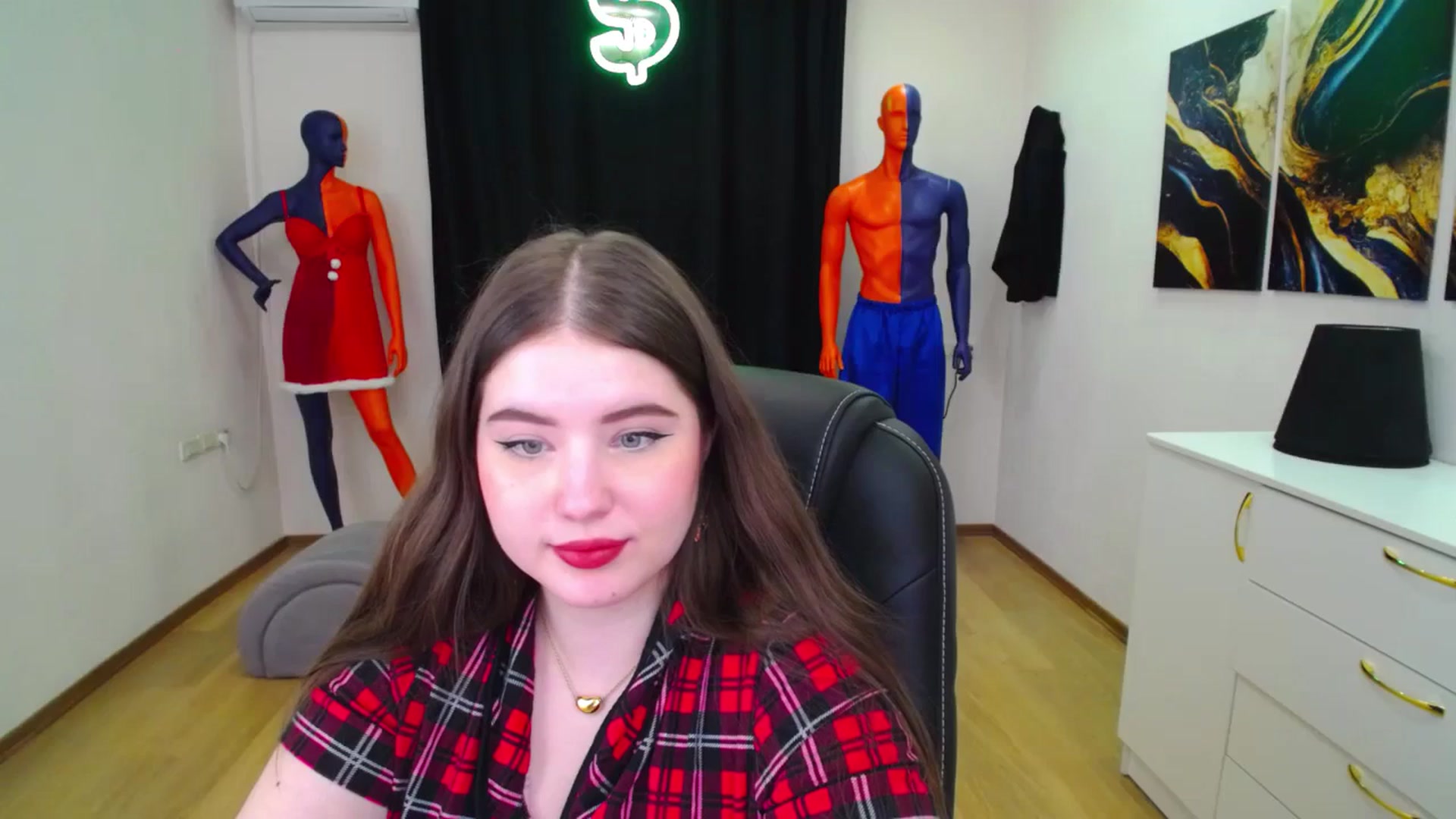 Gallery image thumbnail from AdmireMyEyes's myfreecams stream on, 02/09/2025, 01:04 image 13 of 20