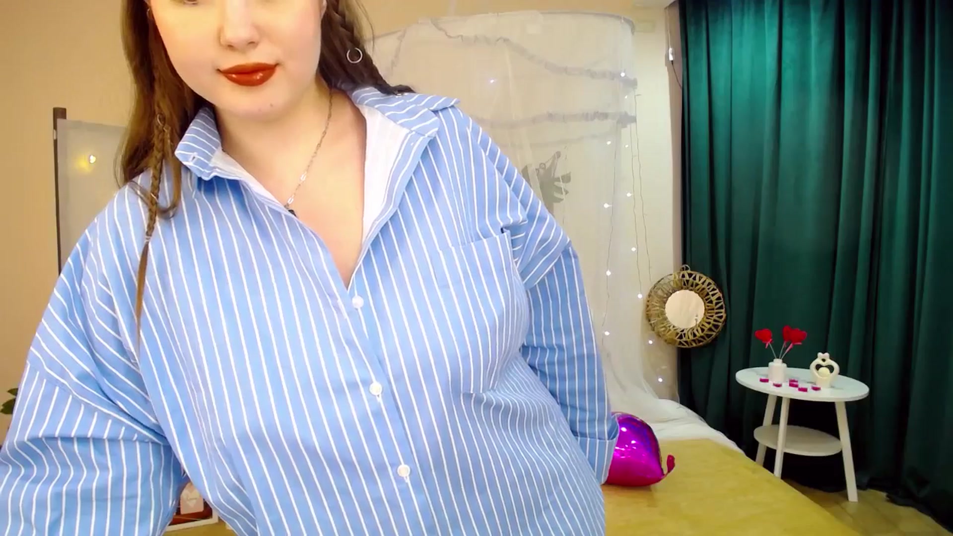 Gallery image thumbnail from AdmireMyEyes's myfreecams stream on, 02/13/2025, 07:46 image 17 of 20