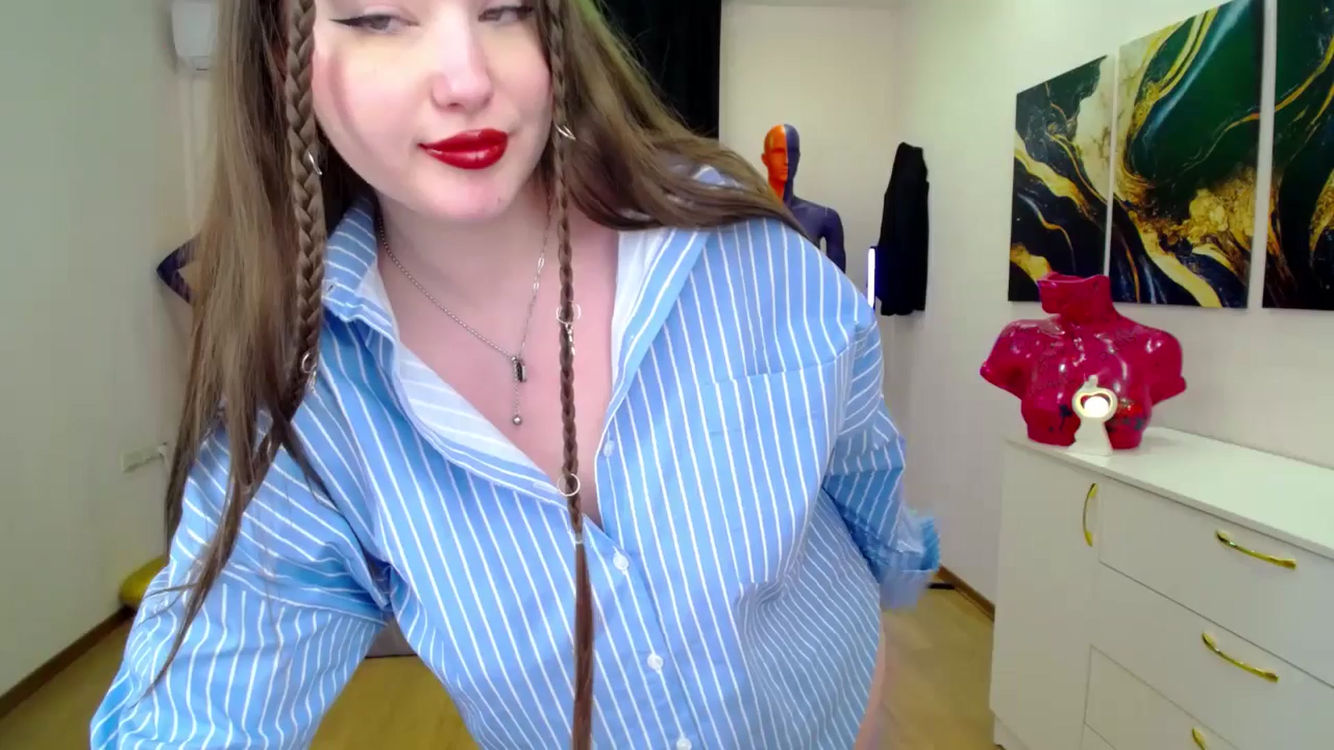 Gallery image thumbnail from AdmireMyEyes's myfreecams stream on, 02/13/2025, 09:56 image 11 of 20