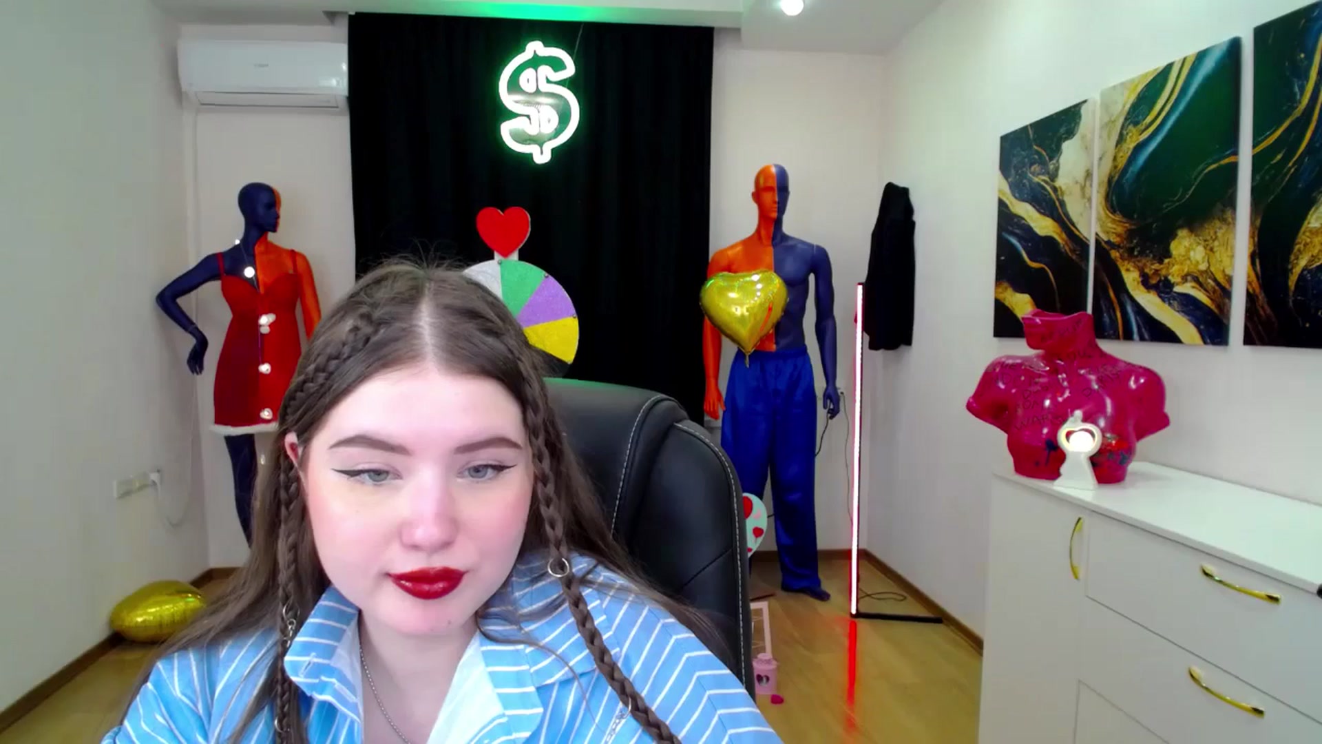 Gallery image thumbnail from AdmireMyEyes's myfreecams stream on, 02/13/2025, 09:56 image 3 of 20