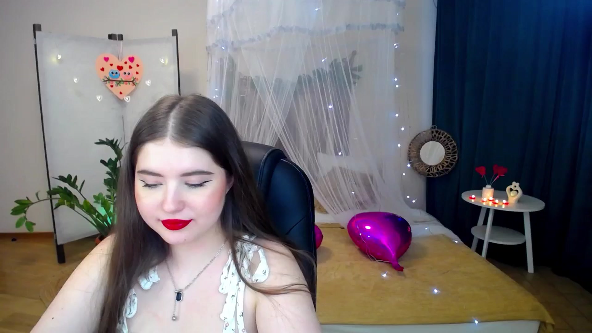Gallery image thumbnail from AdmireMyEyes's myfreecams stream on, 02/14/2025, 09:07 image 4 of 20
