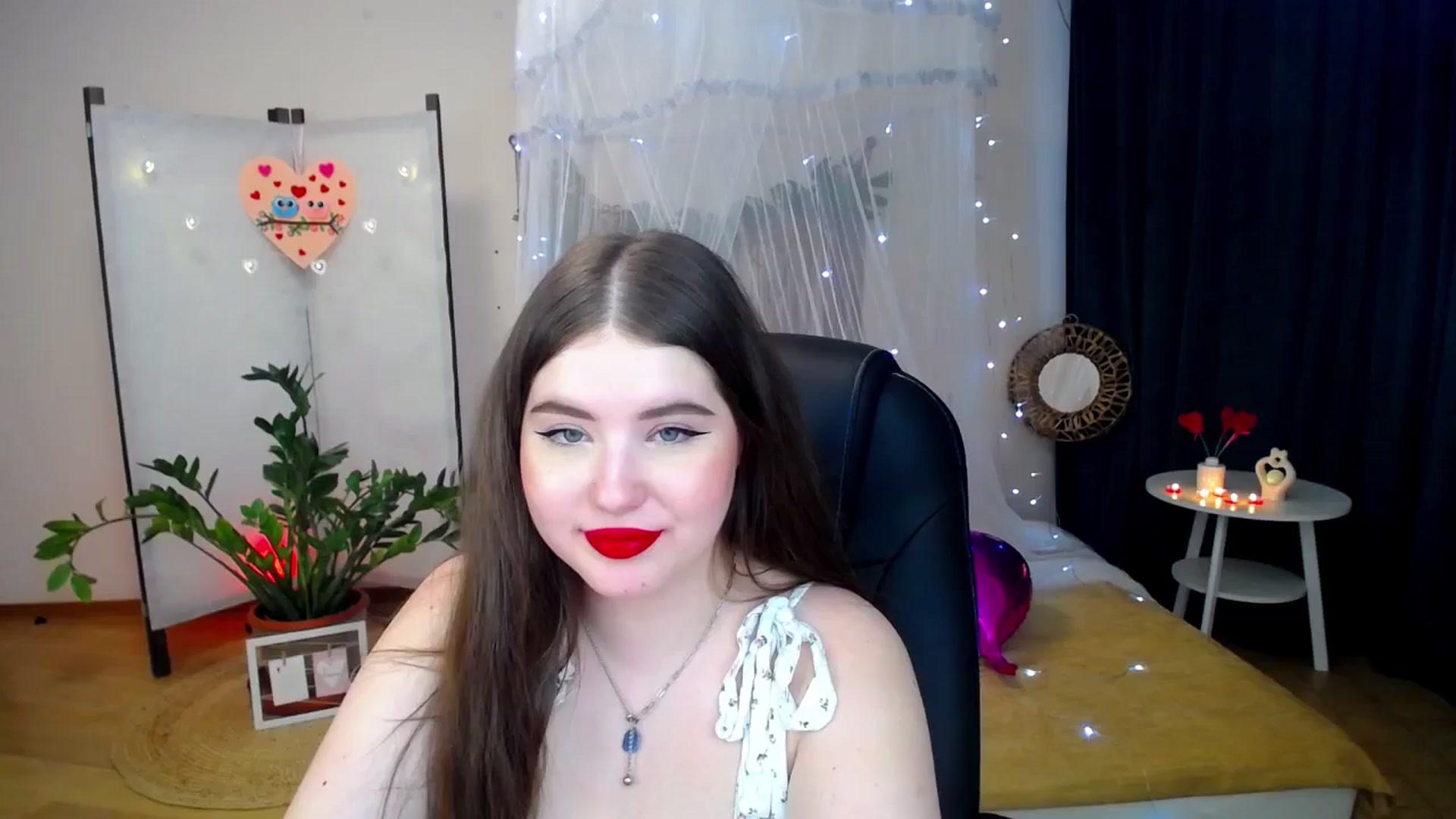 Gallery image thumbnail from AdmireMyEyes's myfreecams stream on, 02/14/2025, 09:07 image 16 of 20
