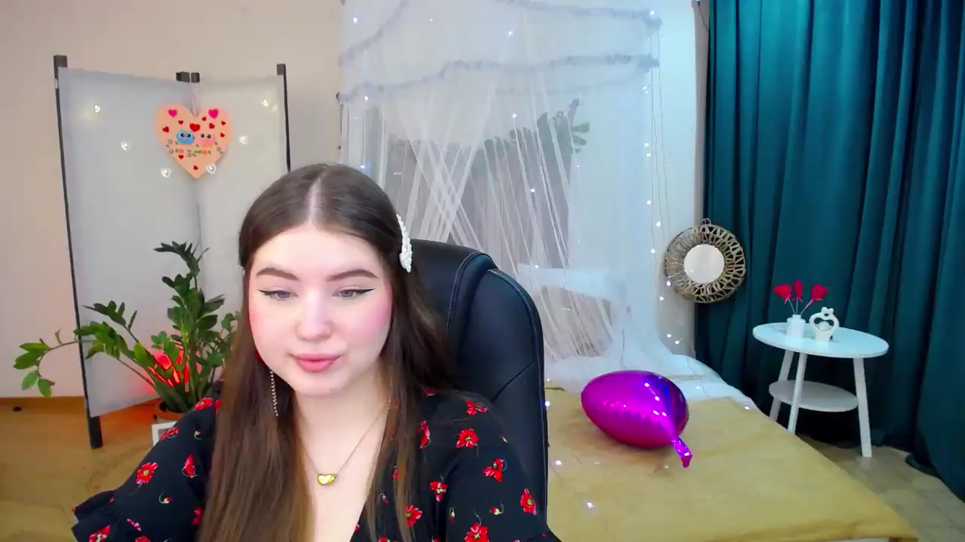Gallery image thumbnail from AdmireMyEyes's myfreecams stream on, 02/15/2025, 11:04 image 10 of 20