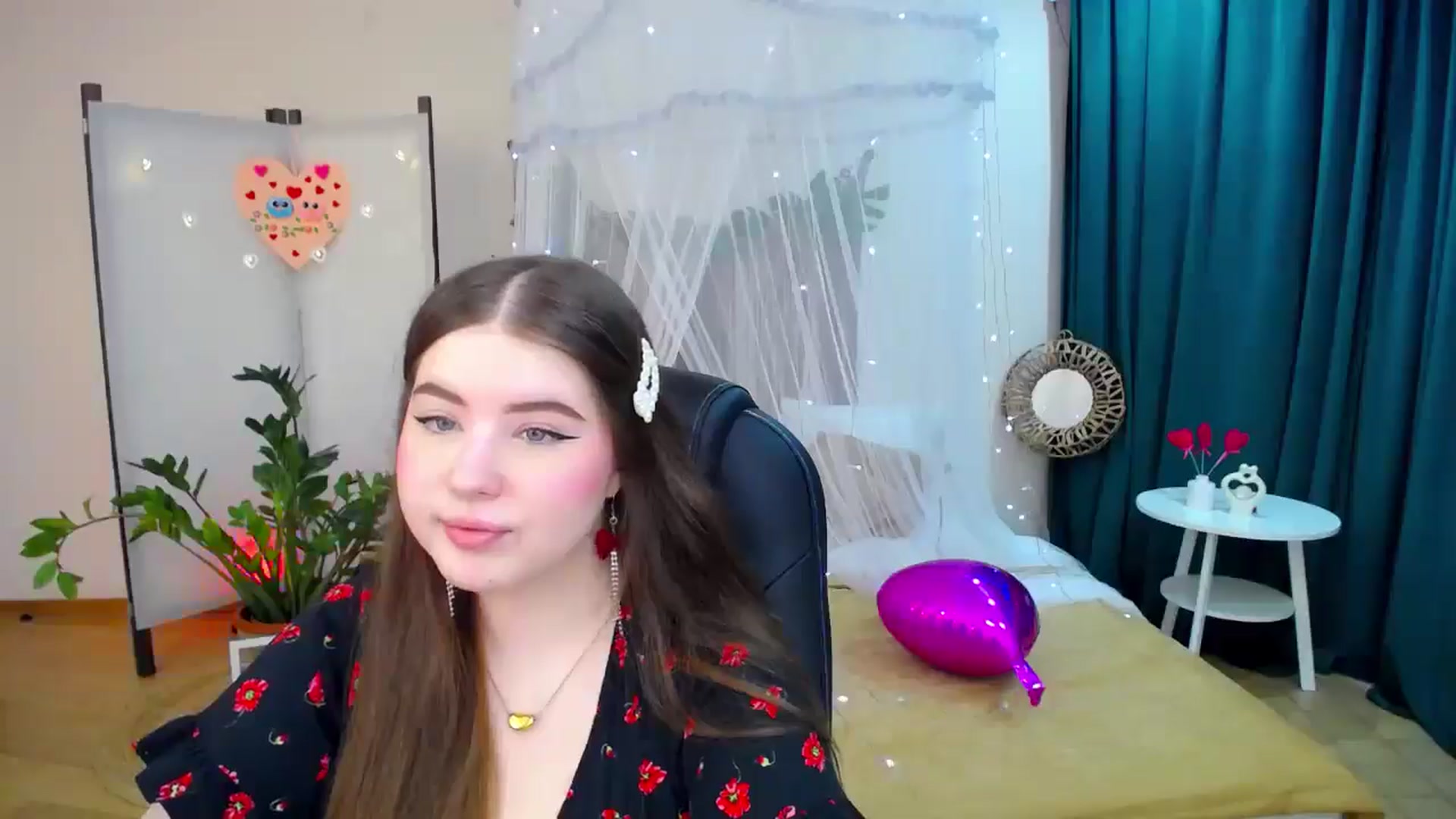 Gallery image thumbnail from AdmireMyEyes's myfreecams stream on, 02/15/2025, 11:04 image 6 of 20