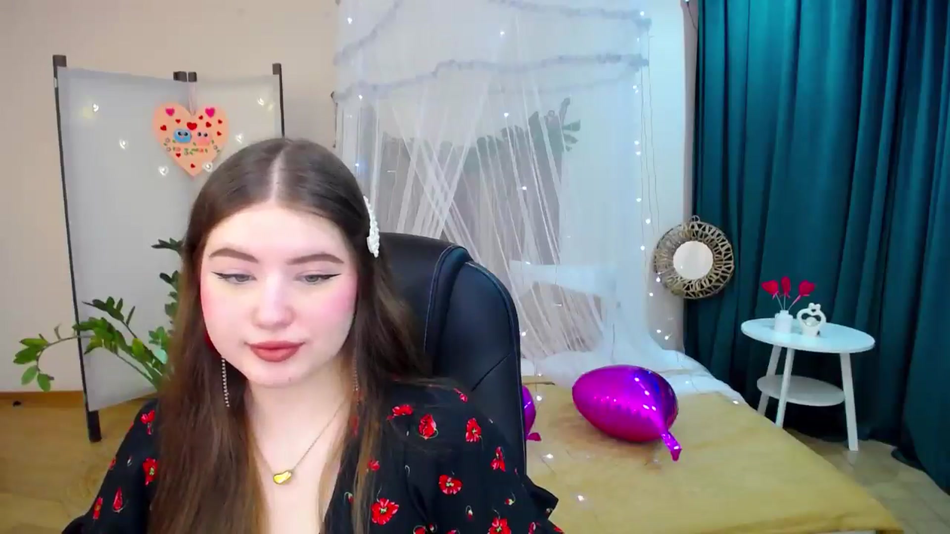 Gallery image thumbnail from AdmireMyEyes's myfreecams stream on, 02/15/2025, 11:04 image 12 of 20