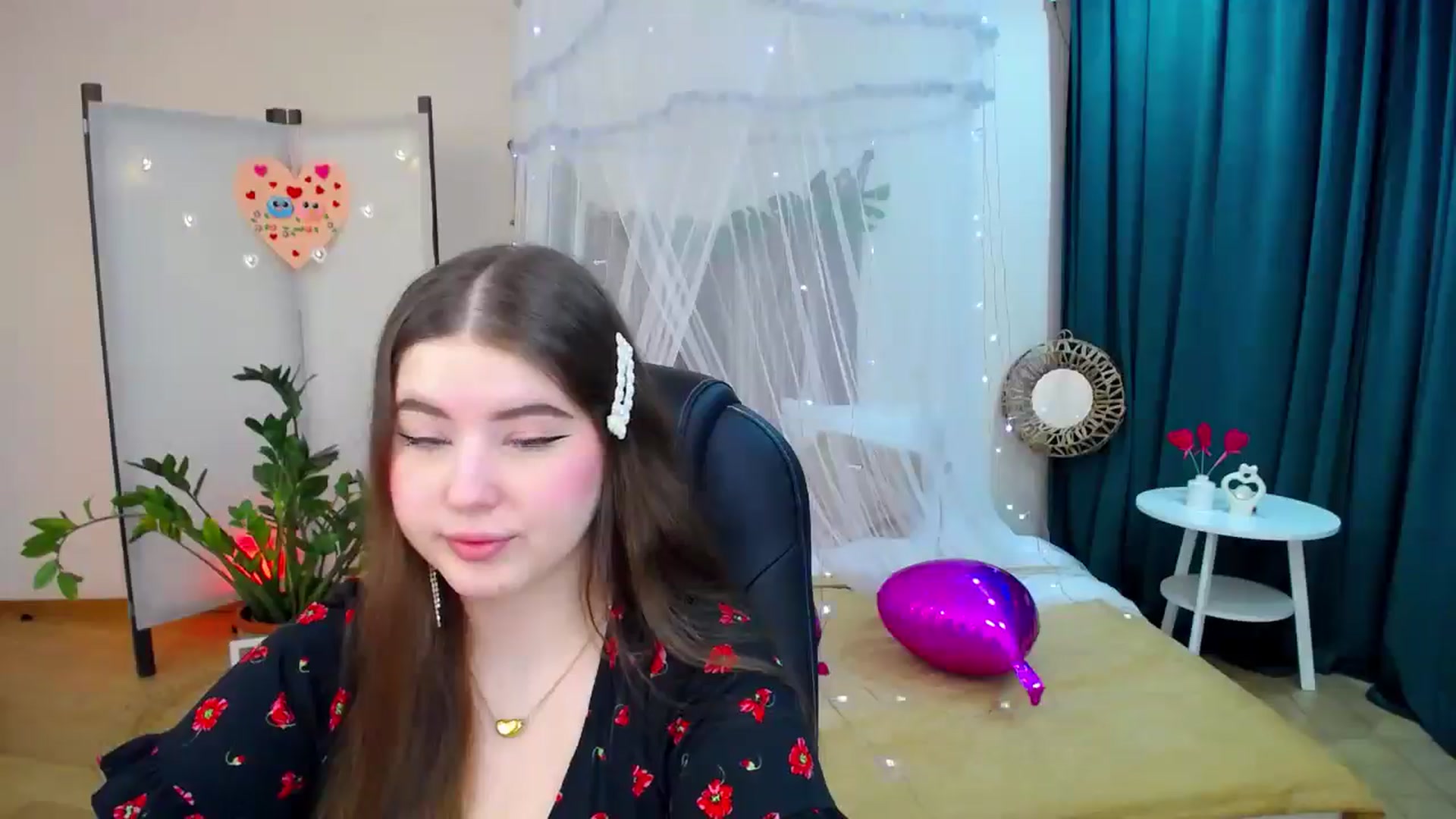 Gallery image thumbnail from AdmireMyEyes's myfreecams stream on, 02/15/2025, 11:04 image 2 of 20