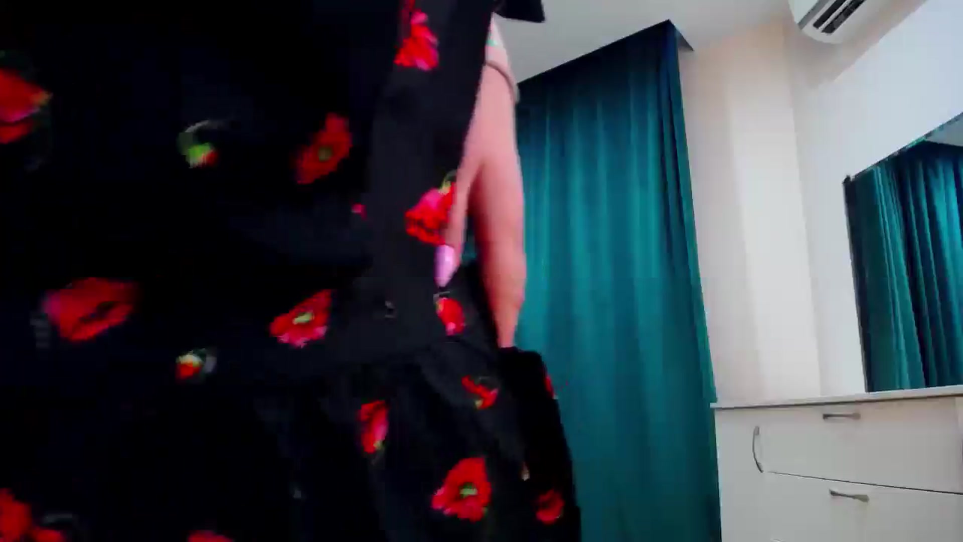 Gallery image thumbnail from AdmireMyEyes's myfreecams stream on, 02/15/2025, 12:47 image 16 of 20
