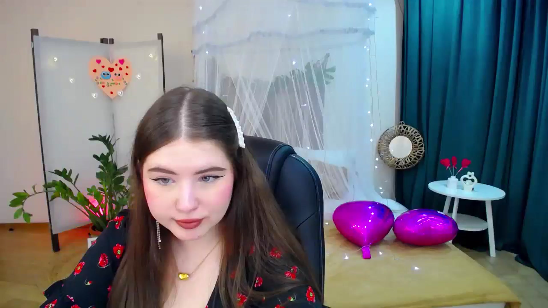 Gallery image thumbnail from AdmireMyEyes's myfreecams stream on, 02/15/2025, 12:47 image 2 of 20
