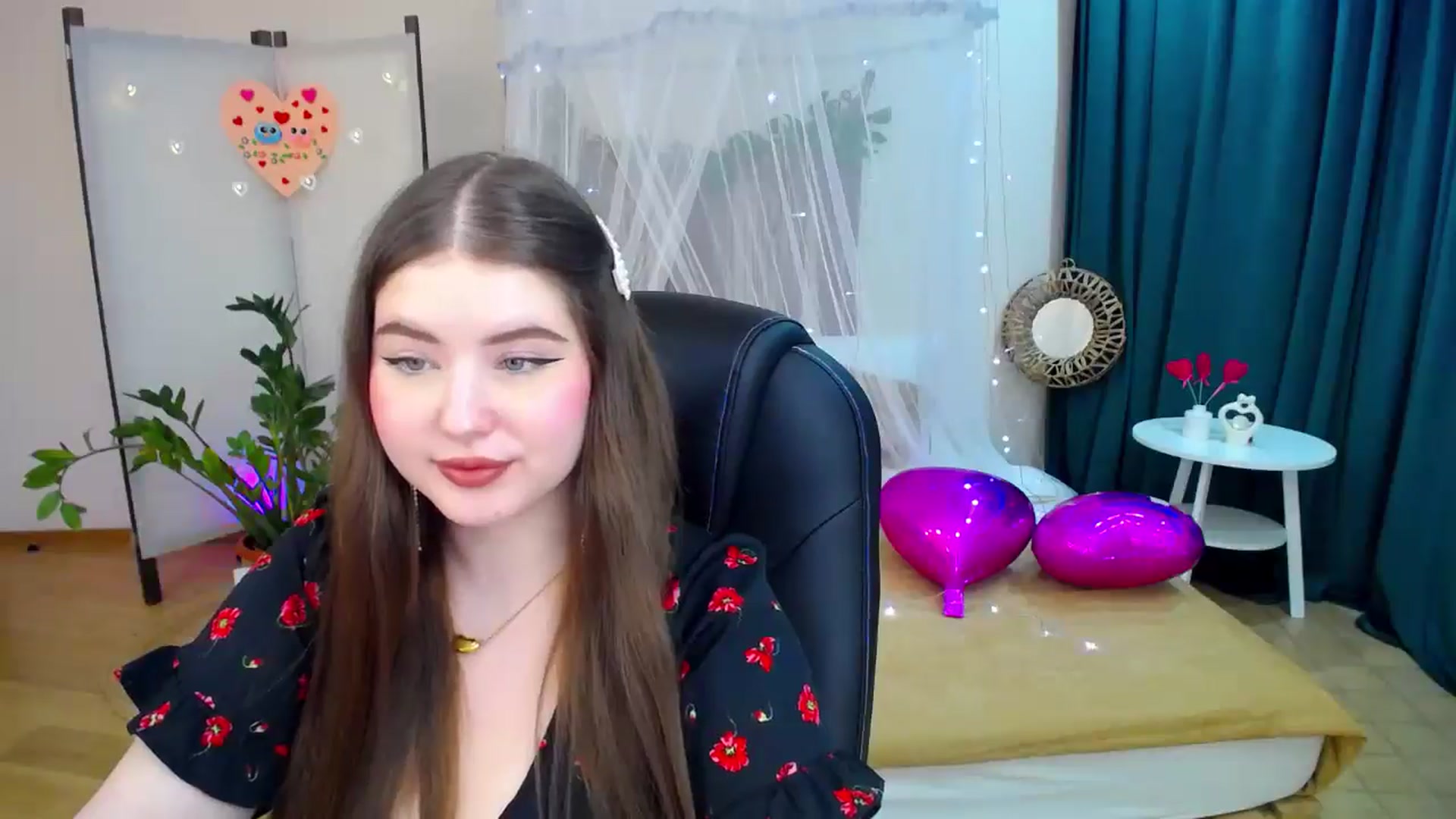Gallery image thumbnail from AdmireMyEyes's myfreecams stream on, 02/15/2025, 14:37 image 2 of 20
