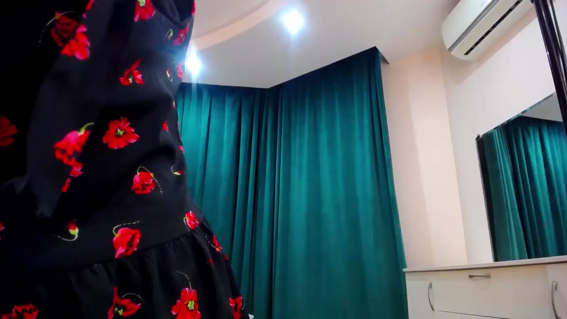 Gallery image thumbnail from AdmireMyEyes's myfreecams stream on, 02/15/2025, 14:37 image 11 of 20