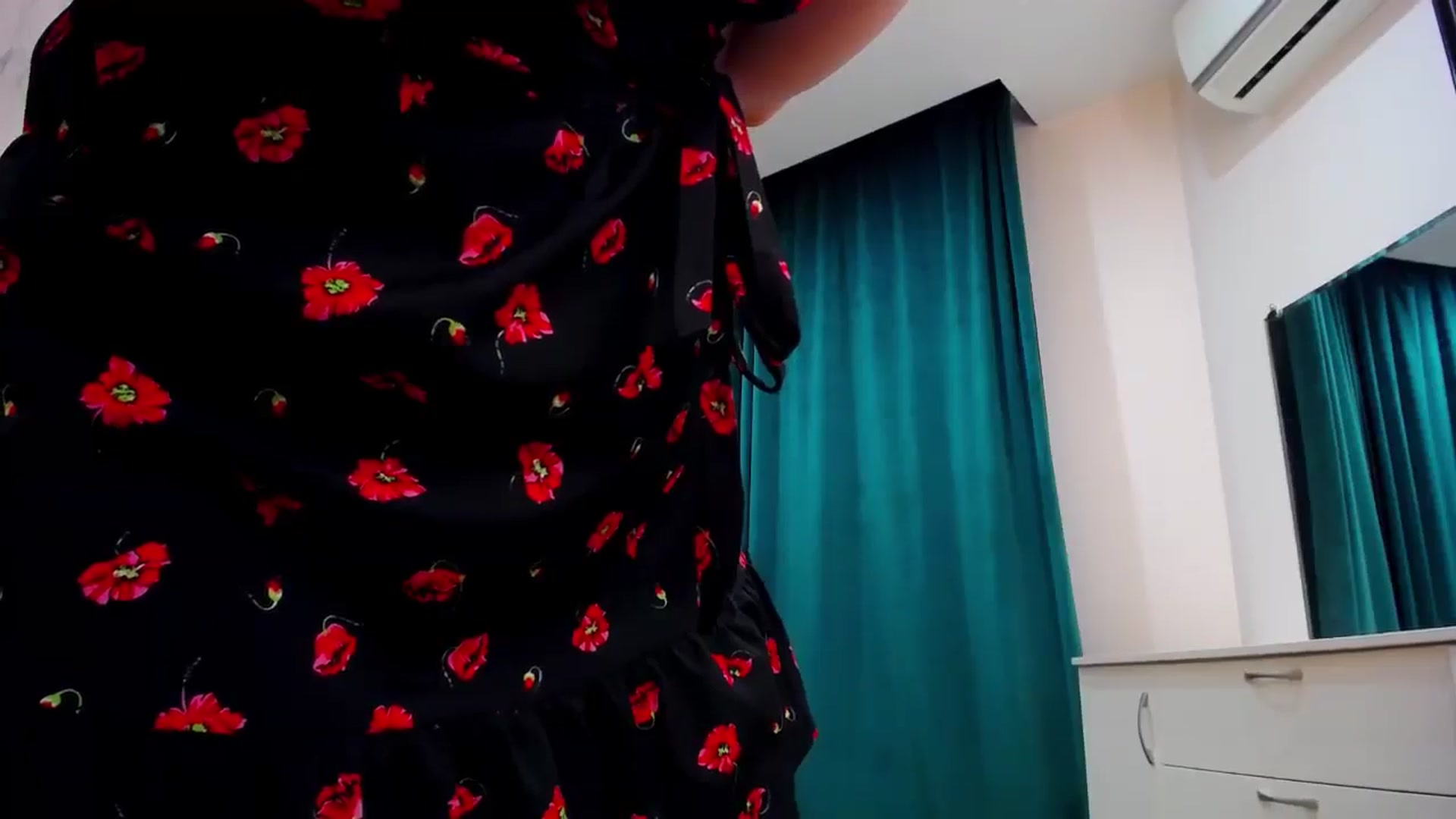 Gallery image thumbnail from AdmireMyEyes's myfreecams stream on, 02/15/2025, 14:37 image 14 of 20