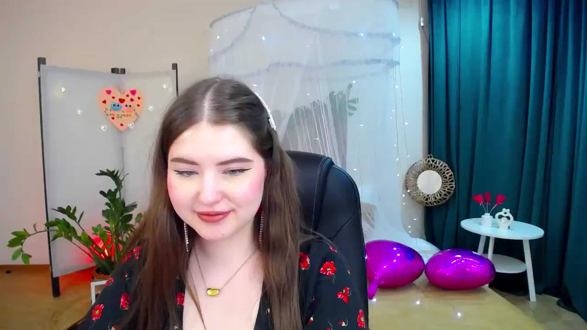 Gallery image thumbnail from AdmireMyEyes's myfreecams stream on, 02/15/2025, 14:37 image 19 of 20