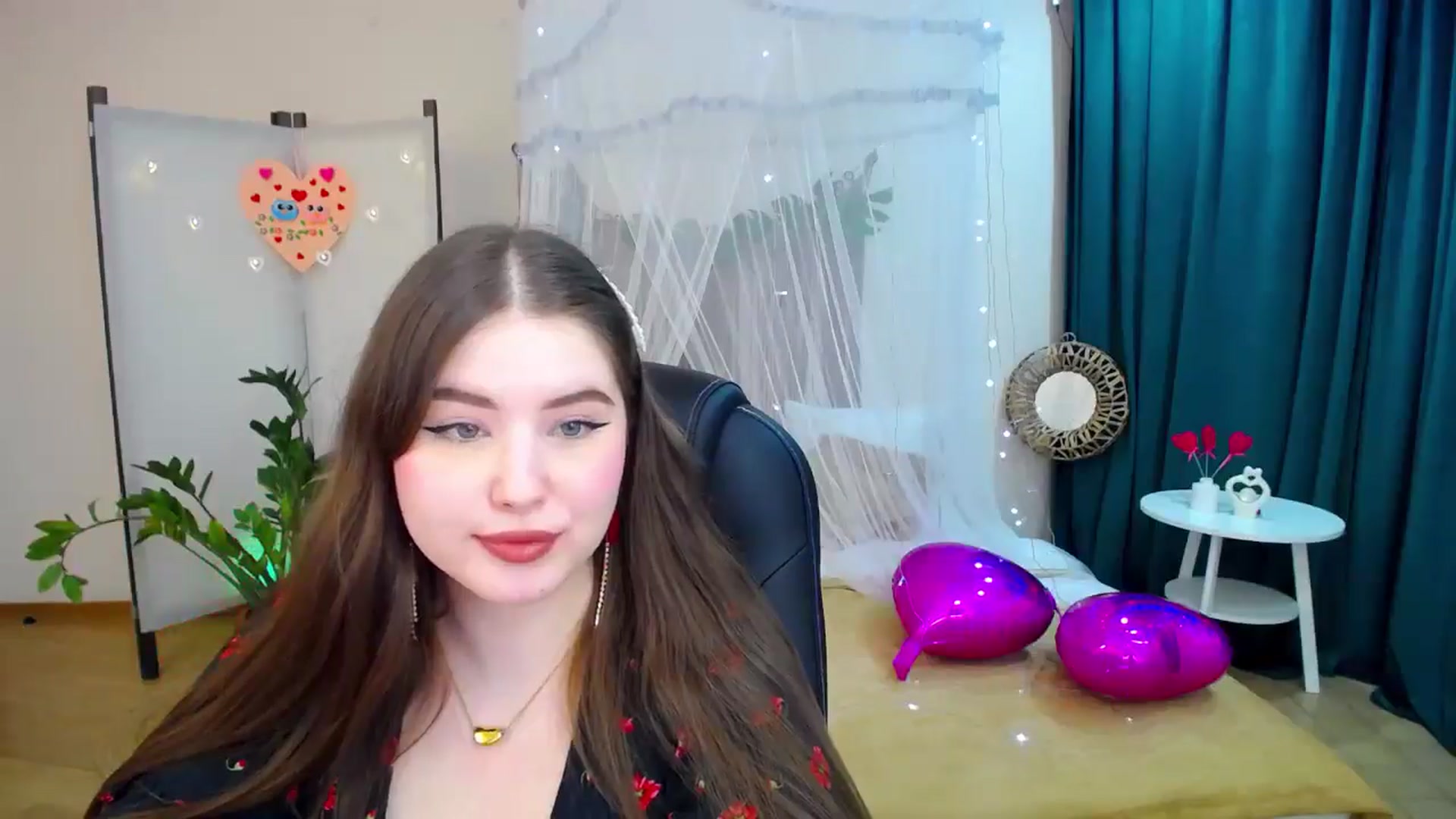 Gallery image thumbnail from AdmireMyEyes's myfreecams stream on, 02/15/2025, 16:41 image 17 of 20