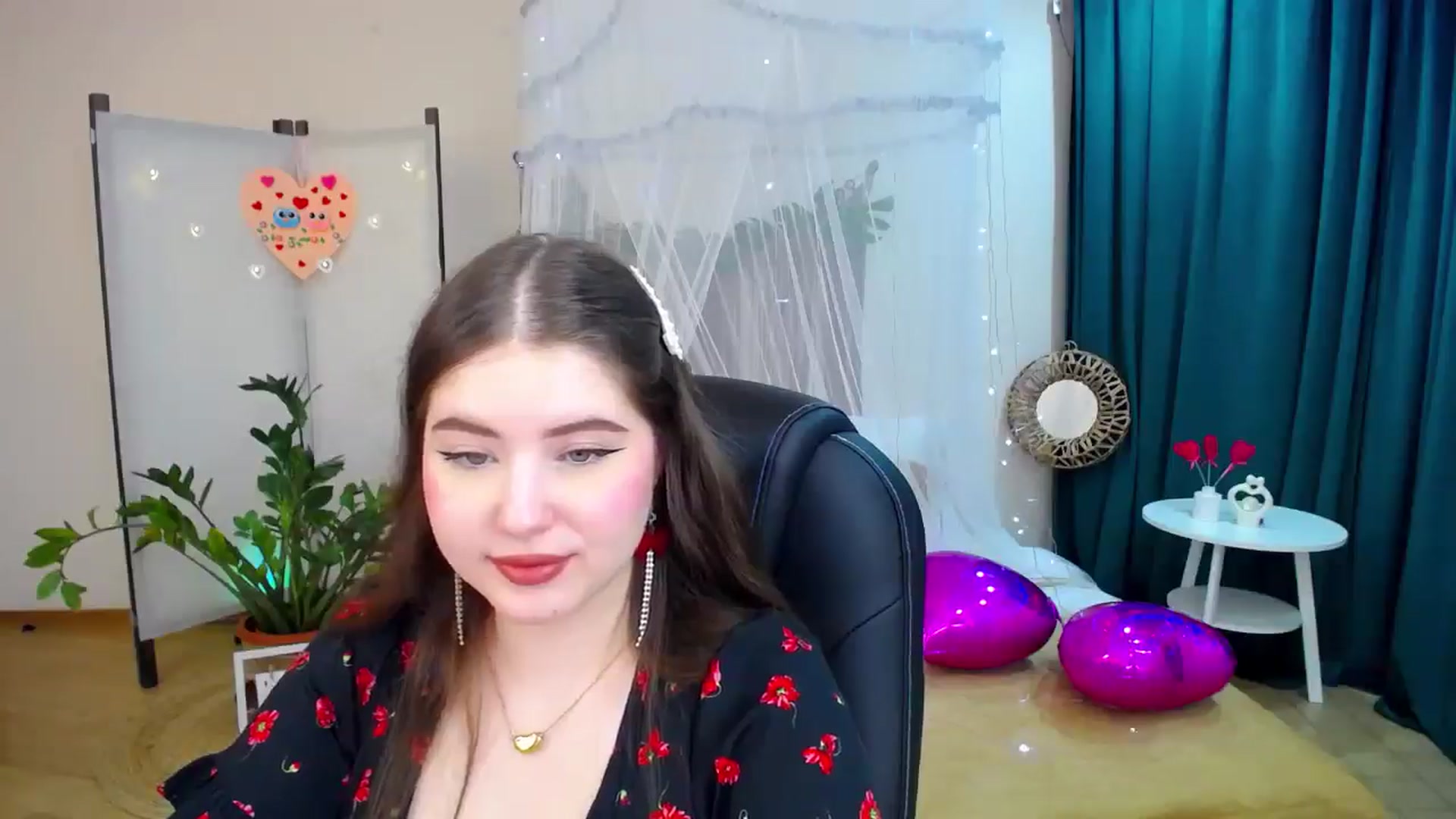 Gallery image thumbnail from AdmireMyEyes's myfreecams stream on, 02/15/2025, 16:41 image 9 of 20
