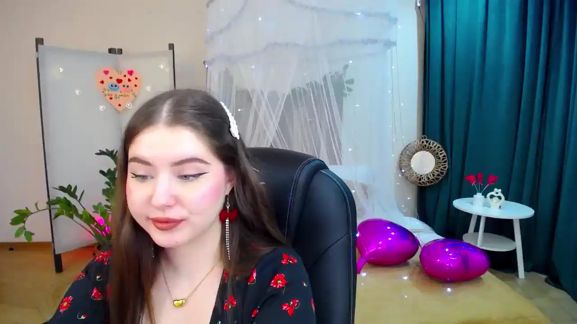Gallery image thumbnail from AdmireMyEyes's myfreecams stream on, 02/15/2025, 16:41 image 11 of 20