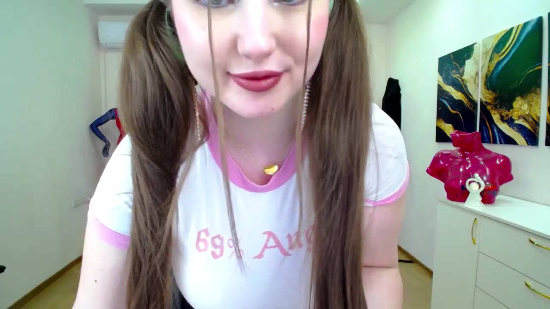 Gallery image thumbnail from AdmireMyEyes's myfreecams stream on, 02/16/2025, 21:47 image 14 of 20