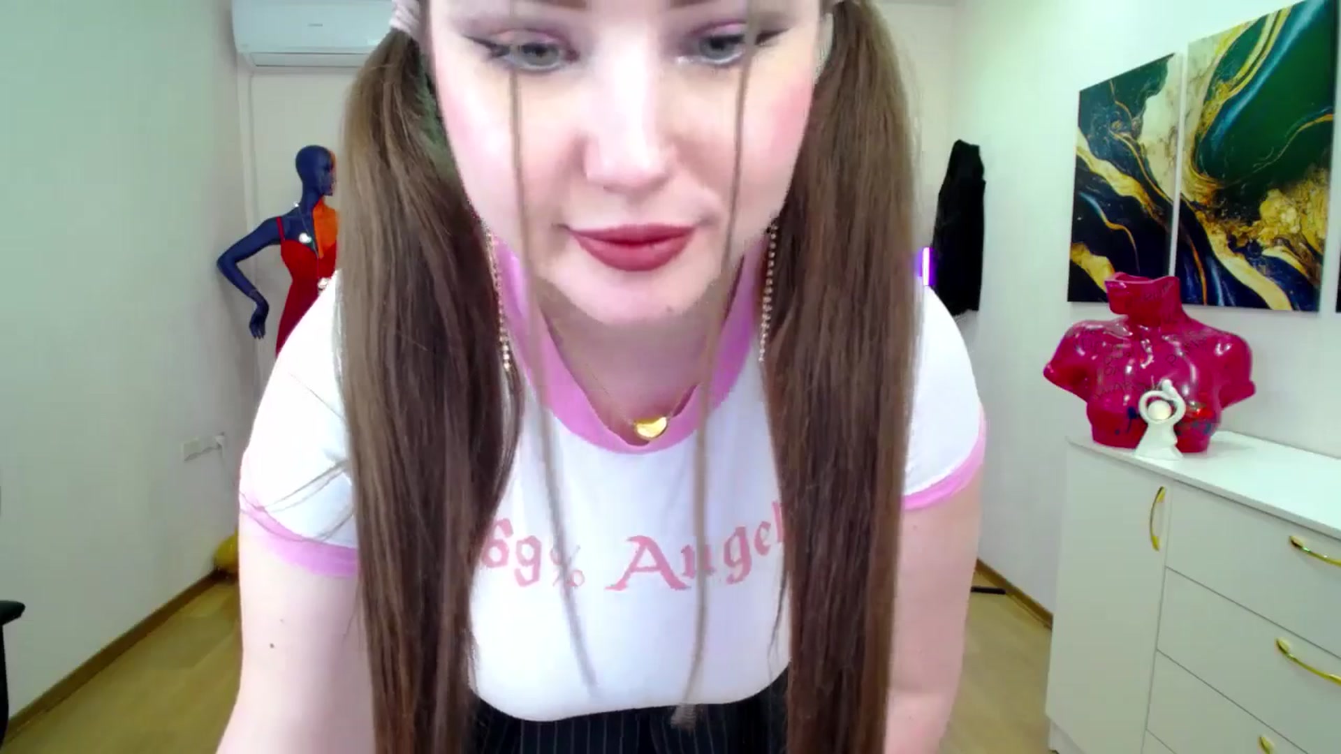 Gallery image thumbnail from AdmireMyEyes's myfreecams stream on, 02/16/2025, 21:47 image 11 of 20