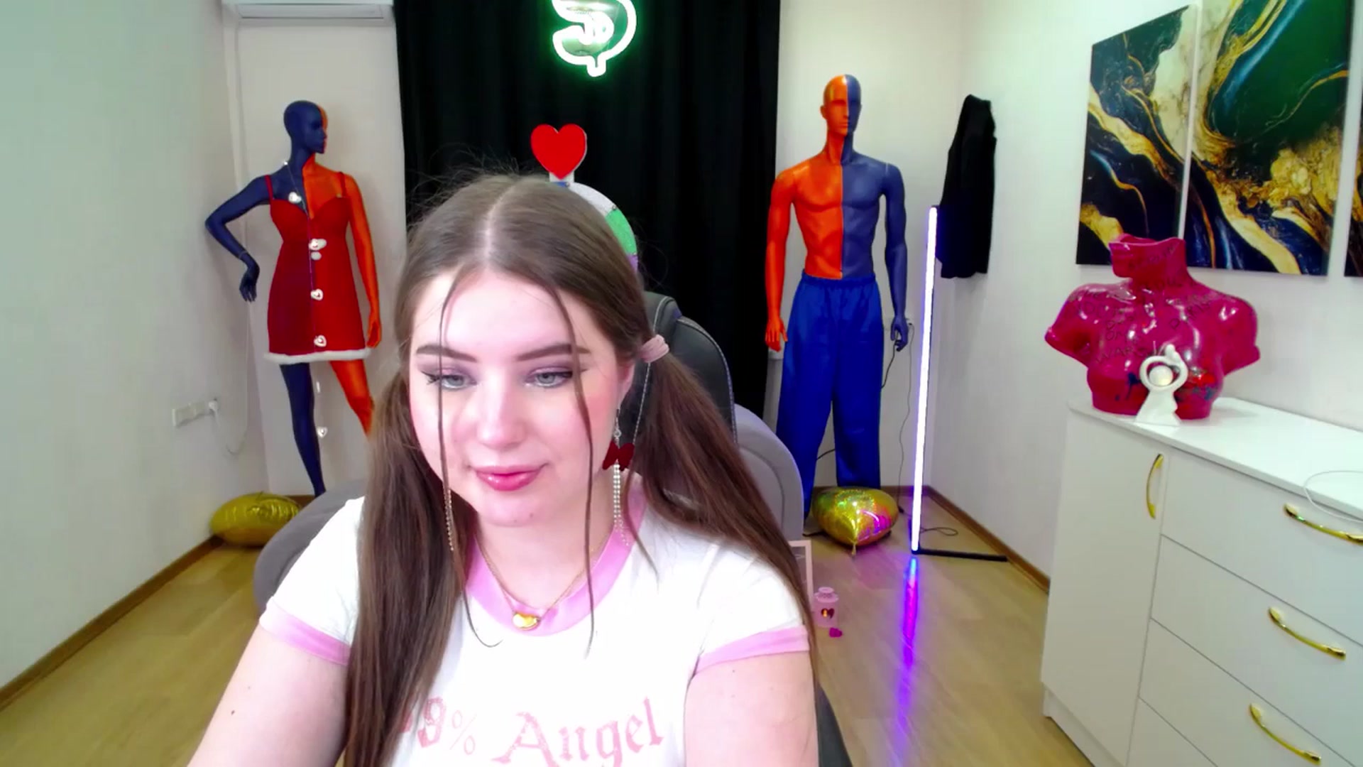 Gallery image thumbnail from AdmireMyEyes's myfreecams stream on, 02/17/2025, 02:59 image 18 of 20