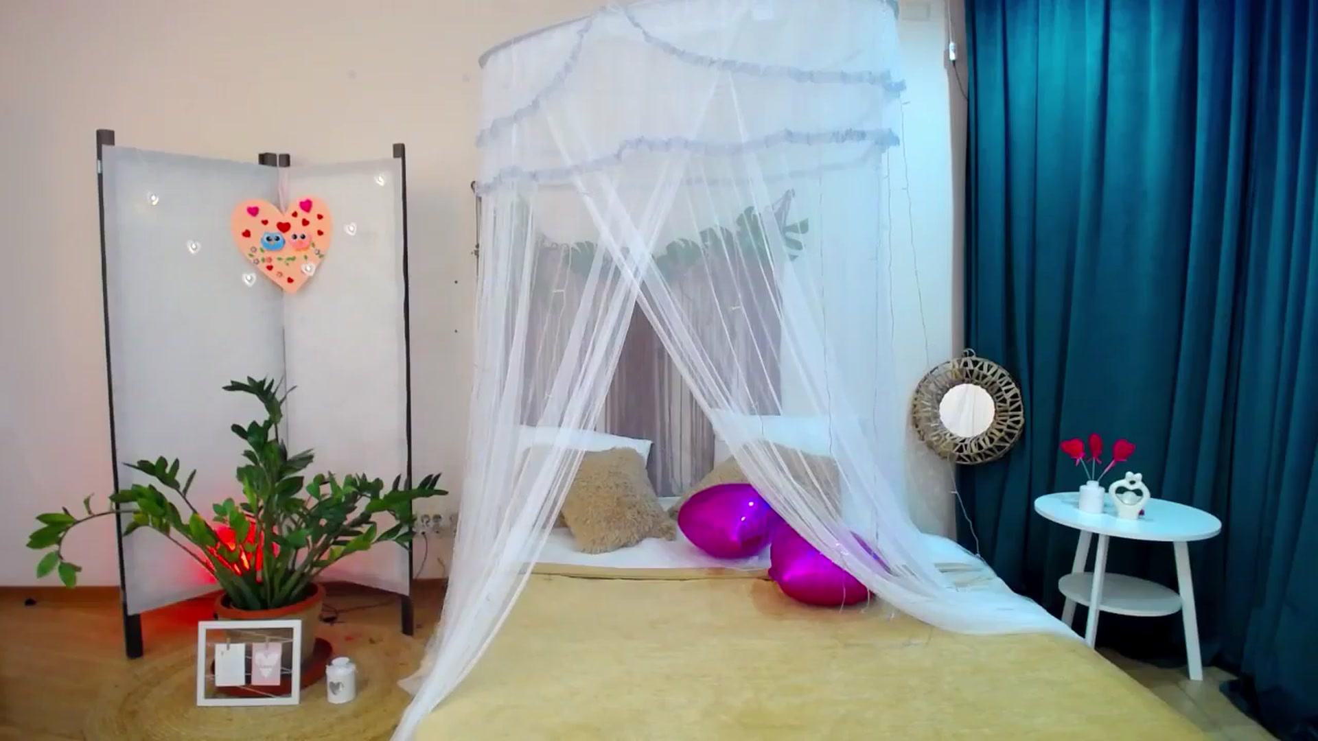 Gallery image thumbnail from AdmireMyEyes's myfreecams stream on, 02/18/2025, 21:43 image 17 of 20