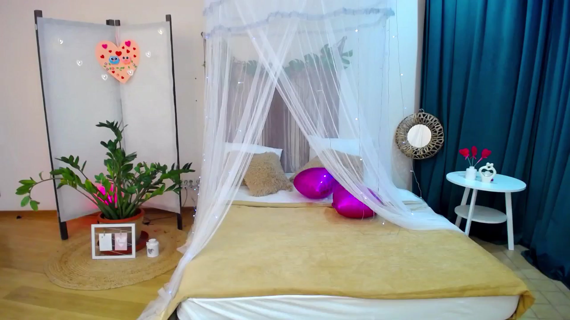Gallery image thumbnail from AdmireMyEyes's myfreecams stream on, 02/18/2025, 21:43 image 7 of 20