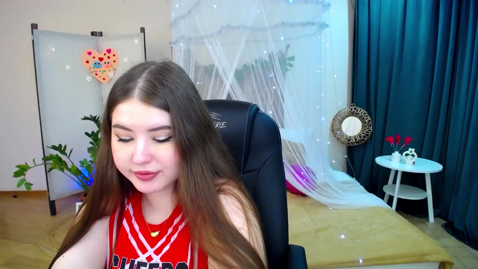 Gallery image thumbnail from AdmireMyEyes's myfreecams stream on, 02/18/2025, 22:29 image 17 of 20