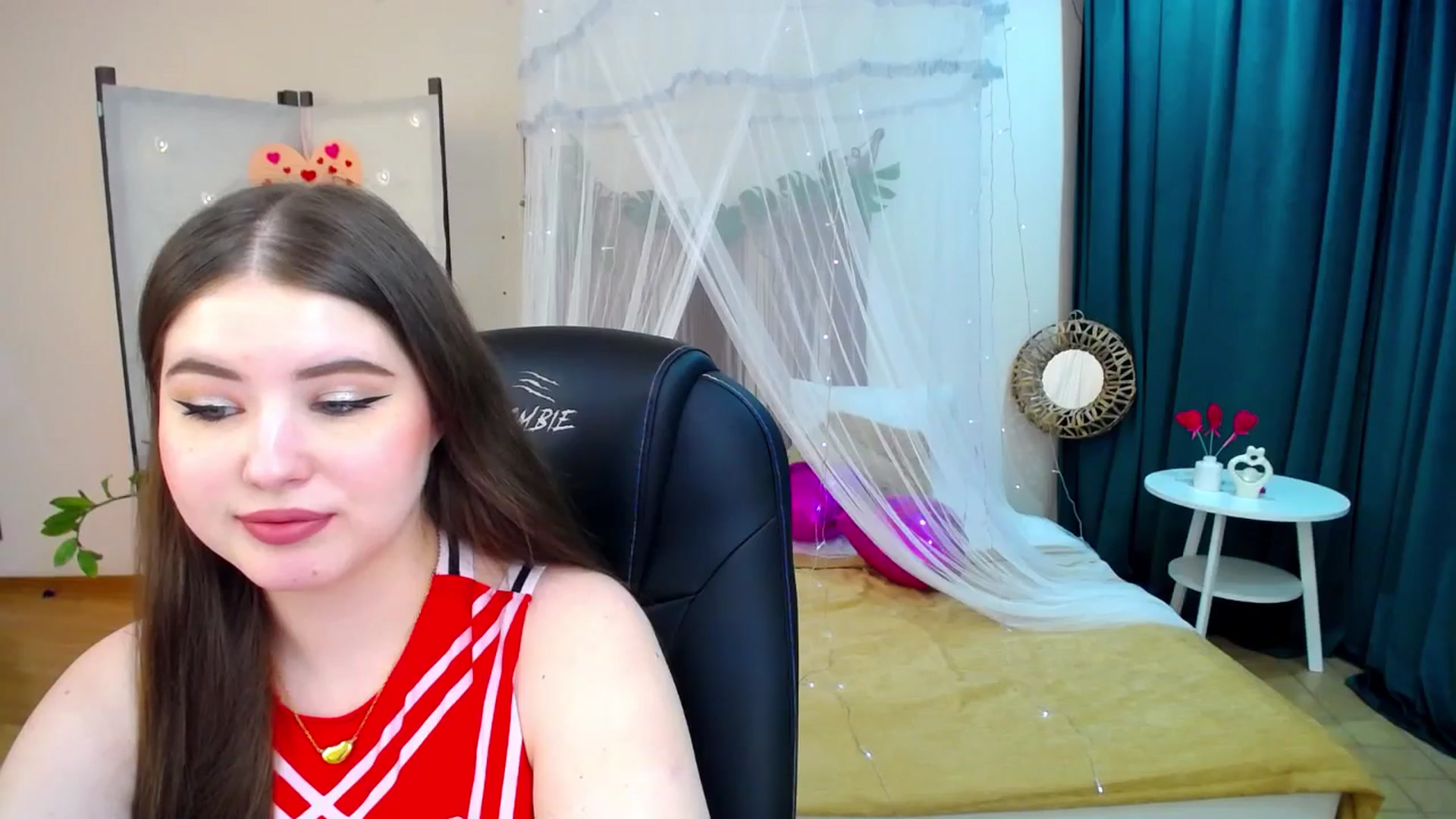 Gallery image thumbnail from AdmireMyEyes's myfreecams stream on, 02/18/2025, 22:29 image 2 of 20