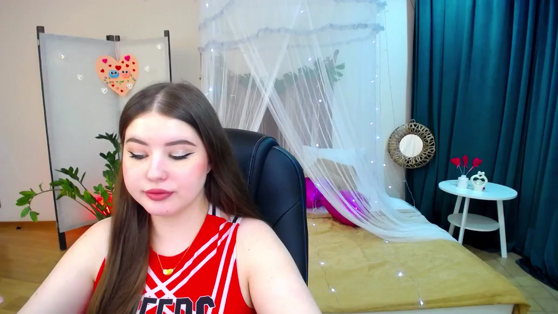Gallery image thumbnail from AdmireMyEyes's myfreecams stream on, 02/18/2025, 22:29 image 1 of 20