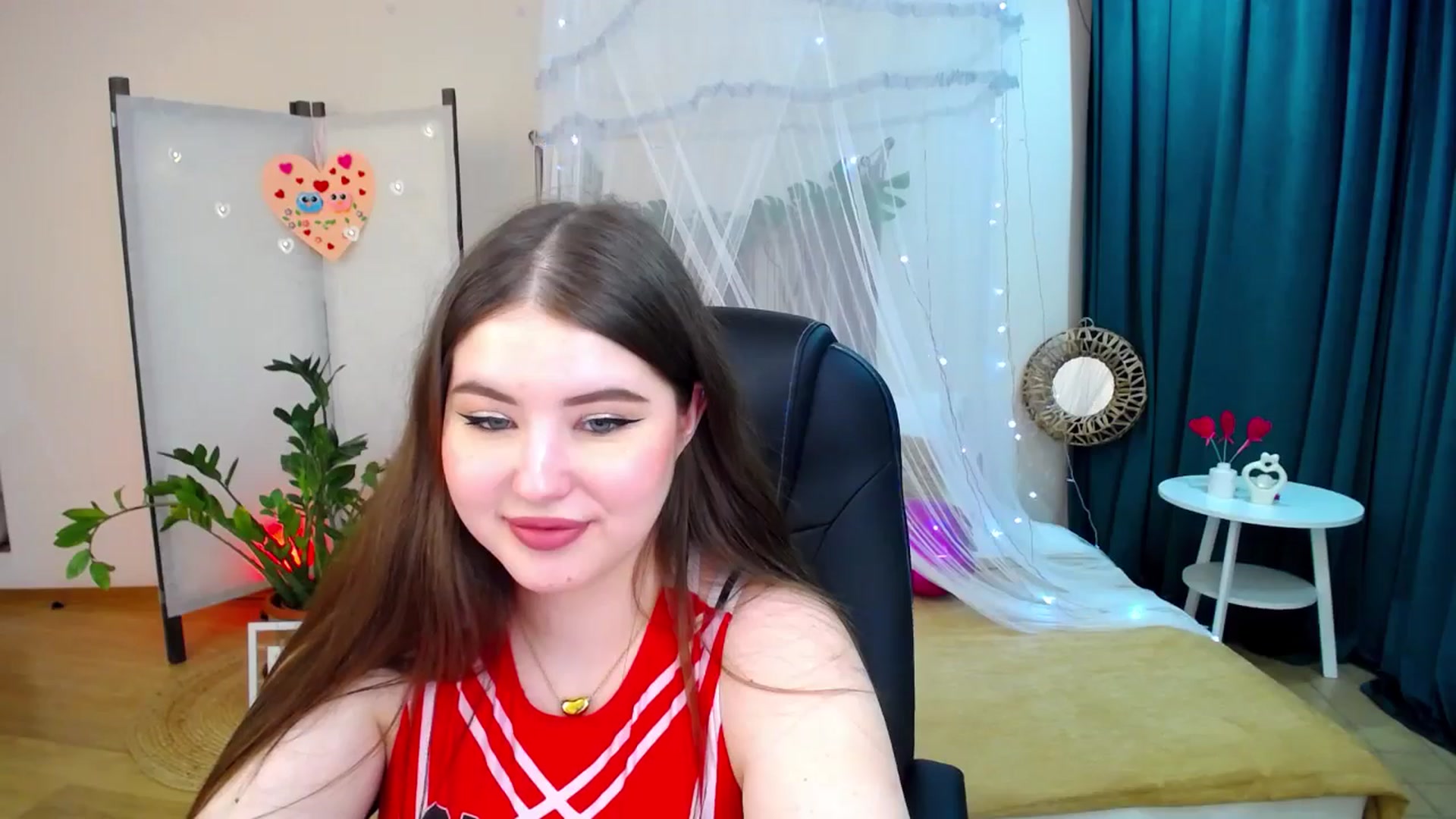 Gallery image thumbnail from AdmireMyEyes's myfreecams stream on, 02/18/2025, 23:46 image 10 of 20