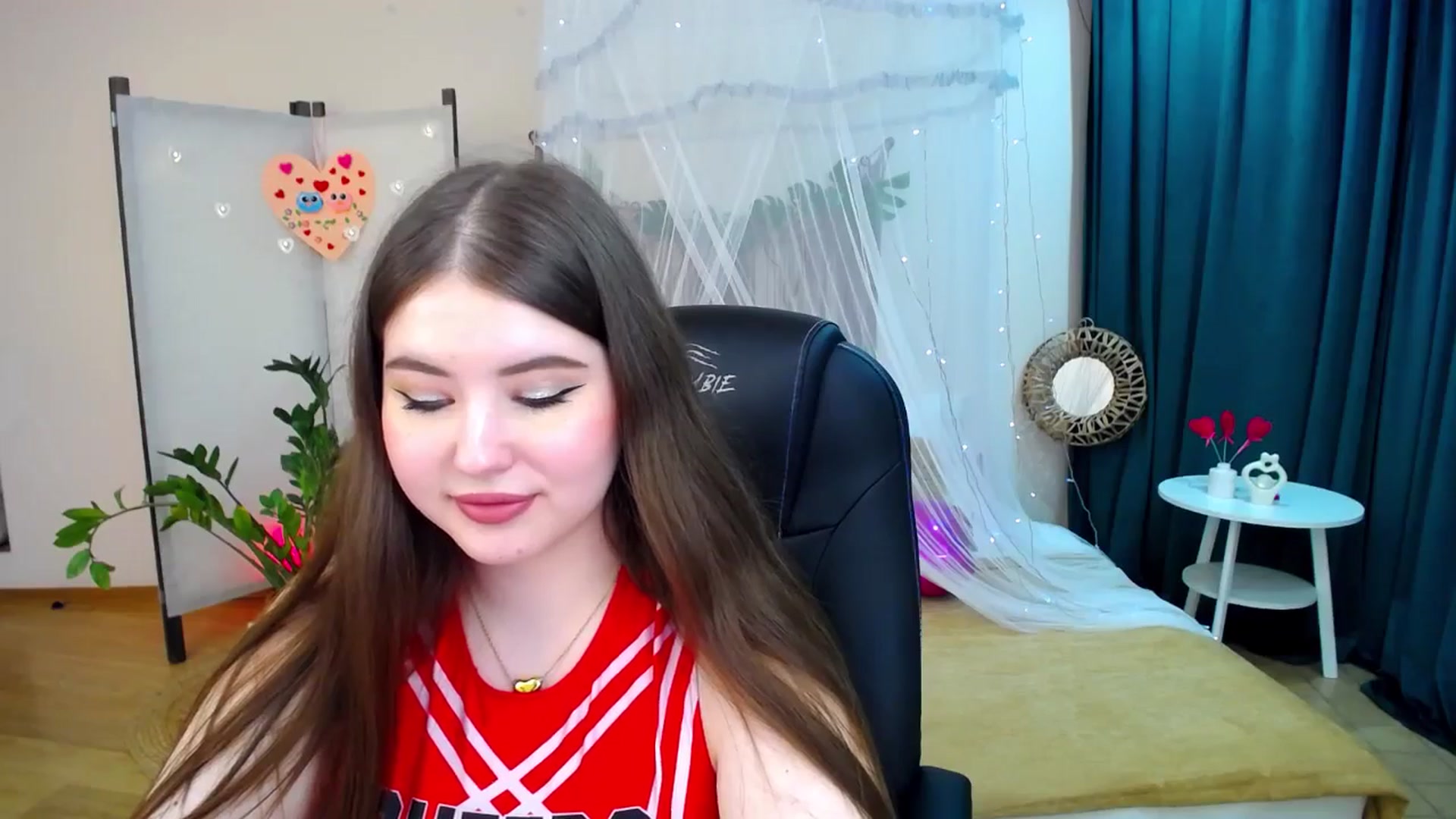 Gallery image thumbnail from AdmireMyEyes's myfreecams stream on, 02/18/2025, 23:46 image 18 of 20