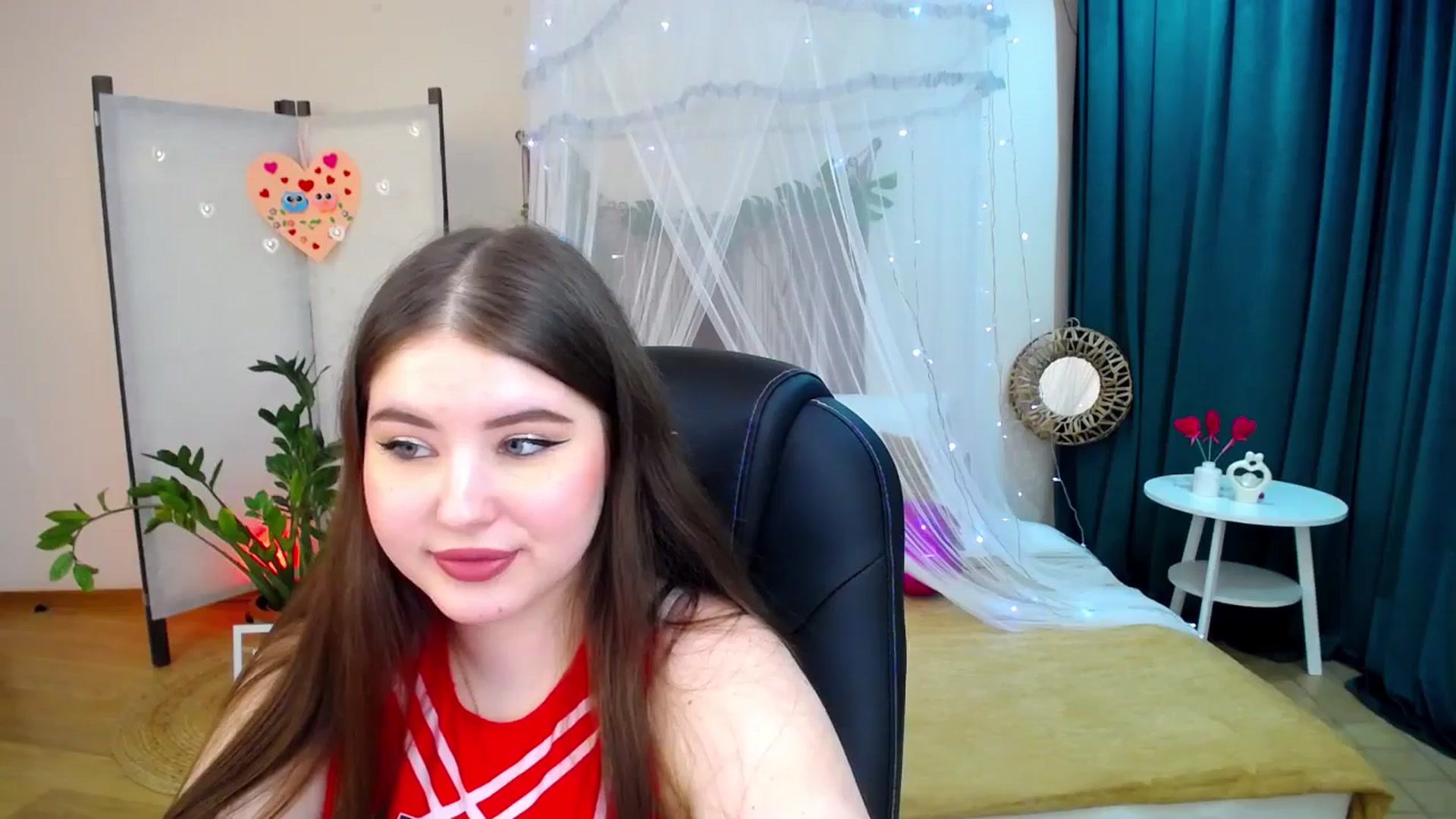 Gallery image thumbnail from AdmireMyEyes's myfreecams stream on, 02/19/2025, 24:49 image 20 of 20