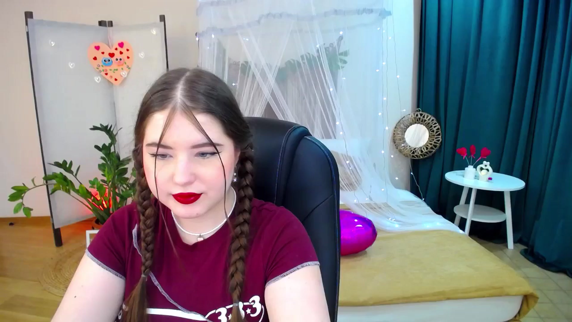 Gallery image thumbnail from AdmireMyEyes's myfreecams stream on, 02/19/2025, 18:44 image 1 of 20