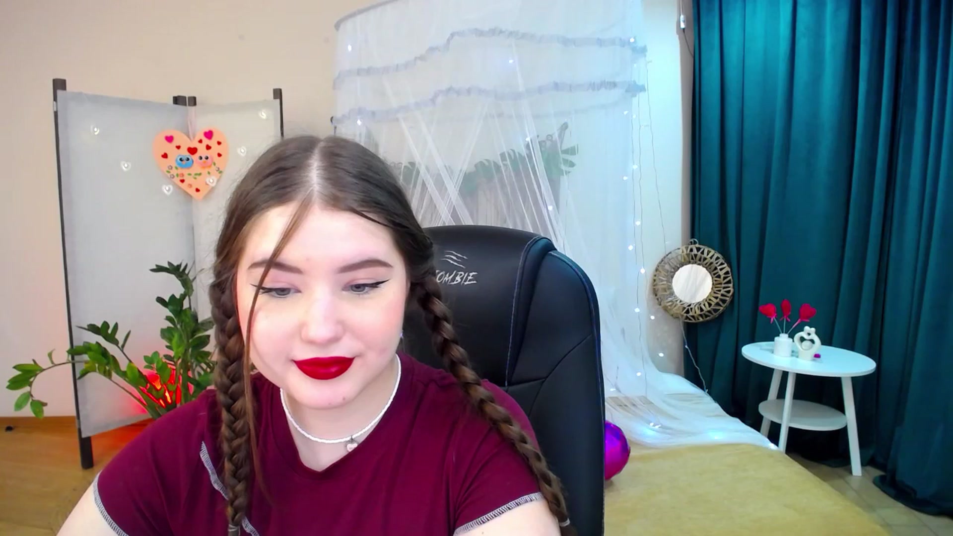 Gallery image thumbnail from AdmireMyEyes's myfreecams stream on, 02/19/2025, 19:42 image 20 of 20