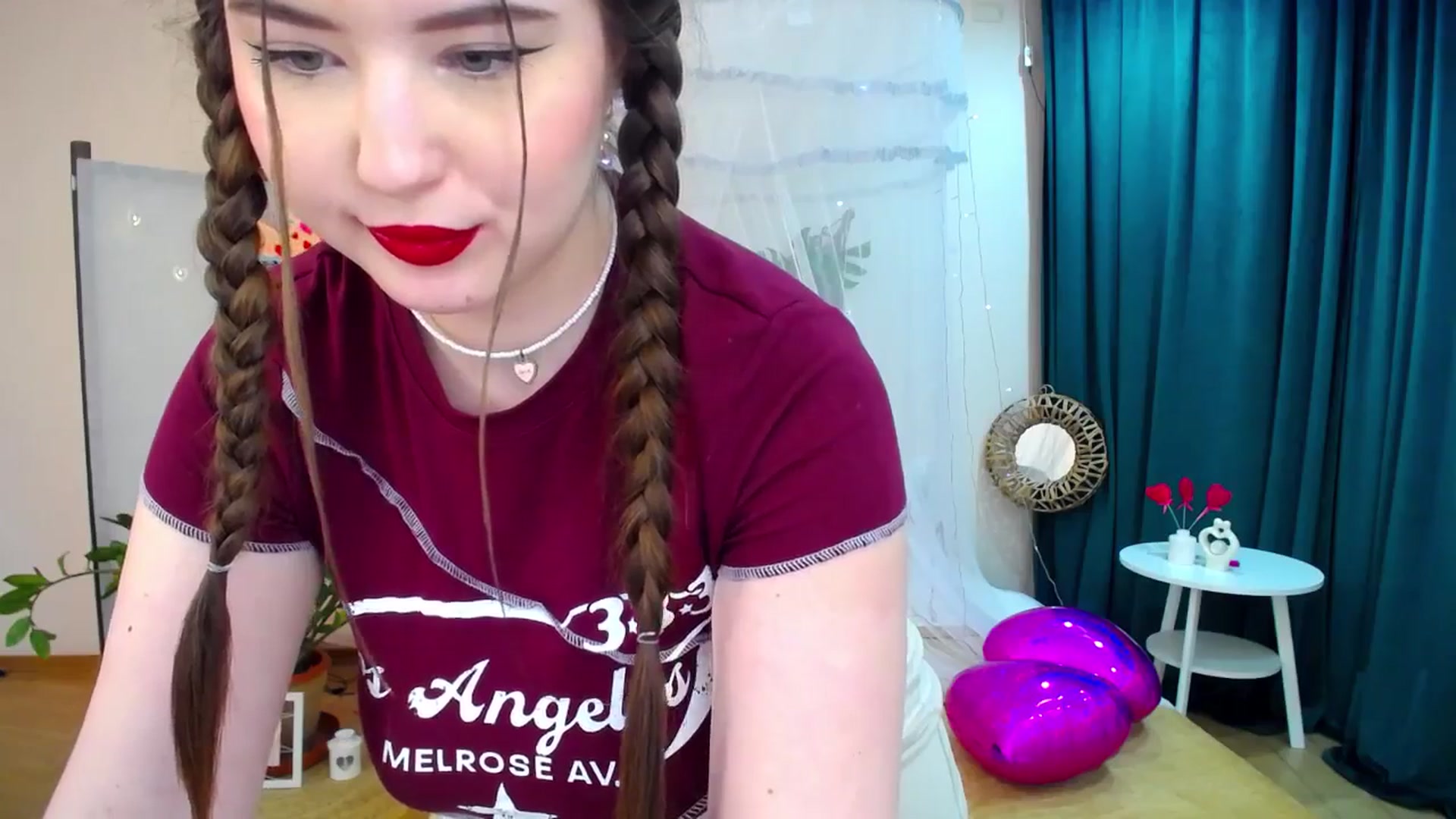 Gallery image thumbnail from AdmireMyEyes's myfreecams stream on, 02/19/2025, 21:44 image 11 of 20
