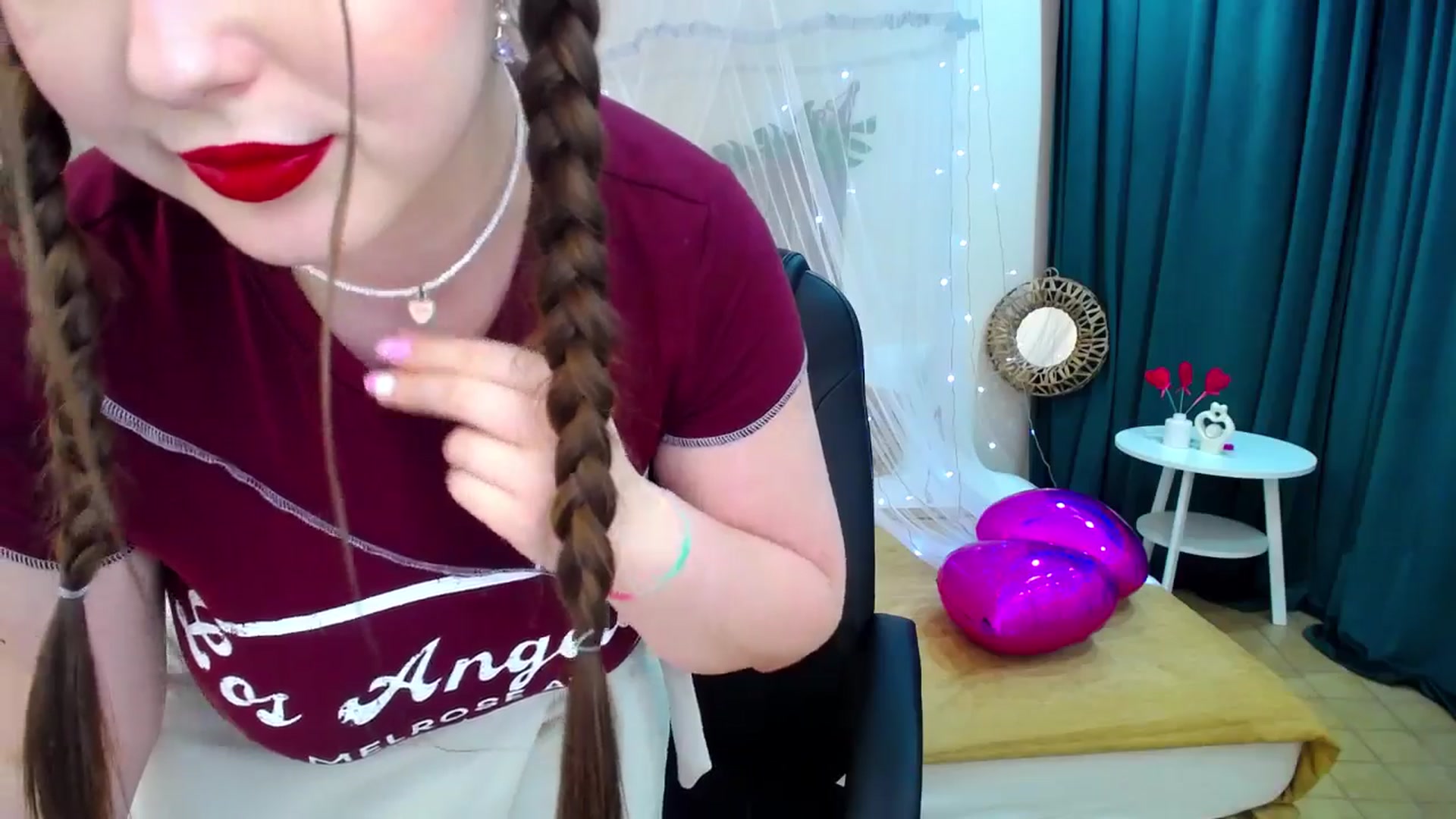 Gallery image thumbnail from AdmireMyEyes's myfreecams stream on, 02/19/2025, 21:44 image 7 of 20