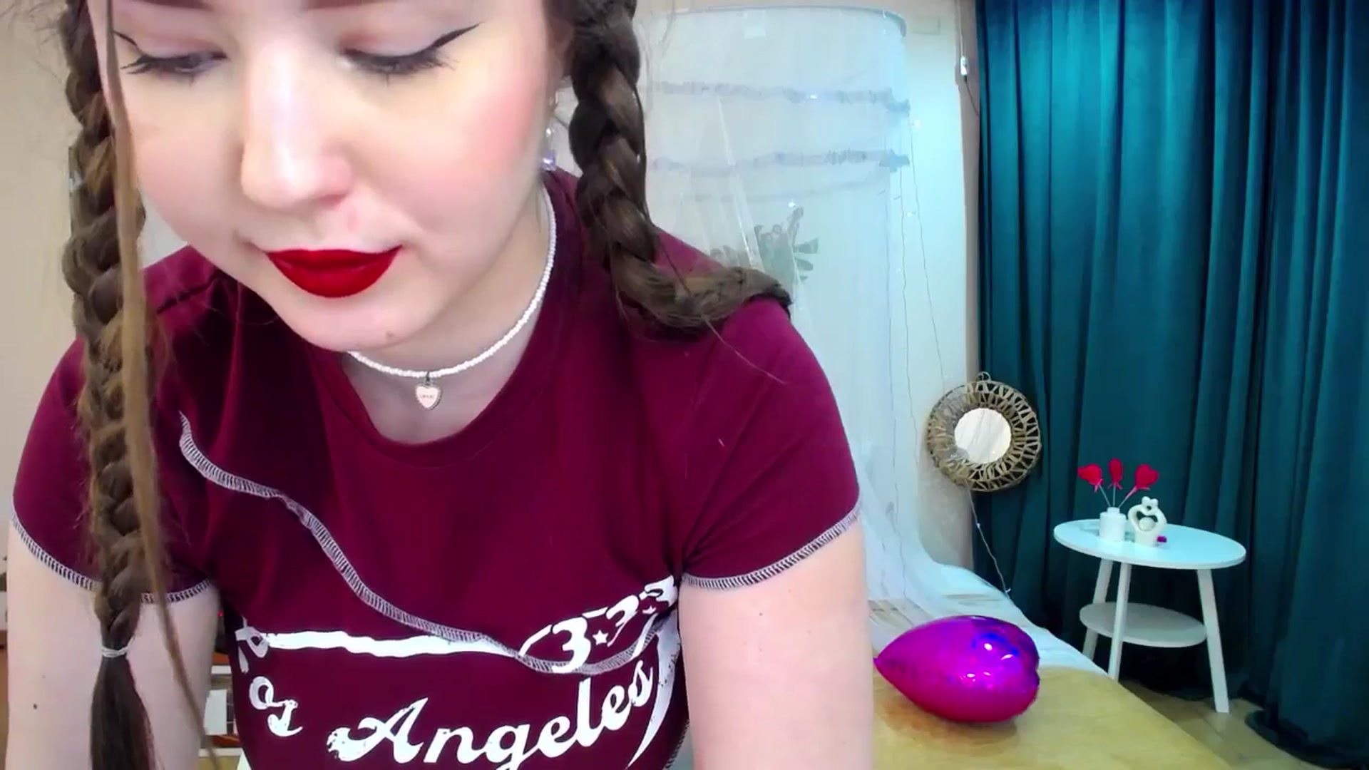 Gallery image thumbnail from AdmireMyEyes's myfreecams stream on, 02/19/2025, 23:15 image 17 of 20