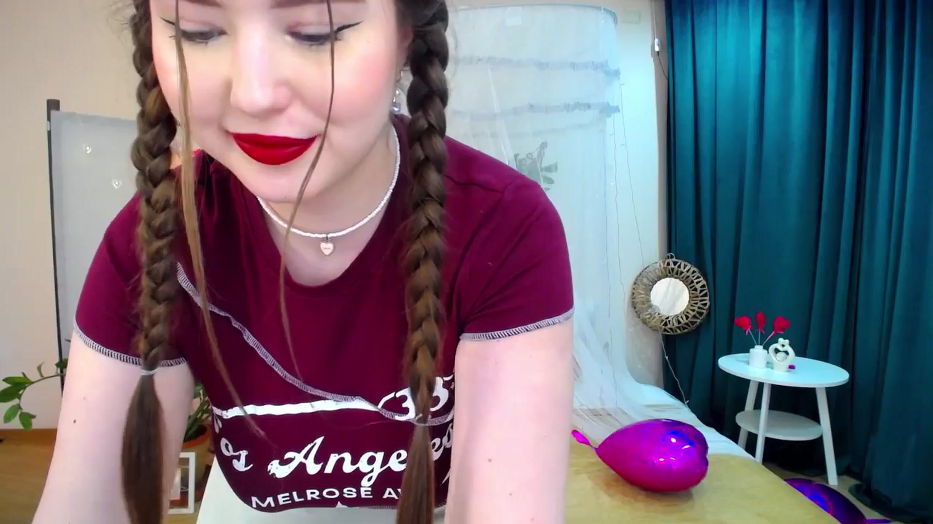 Gallery image thumbnail from AdmireMyEyes's myfreecams stream on, 02/19/2025, 23:15 image 10 of 20