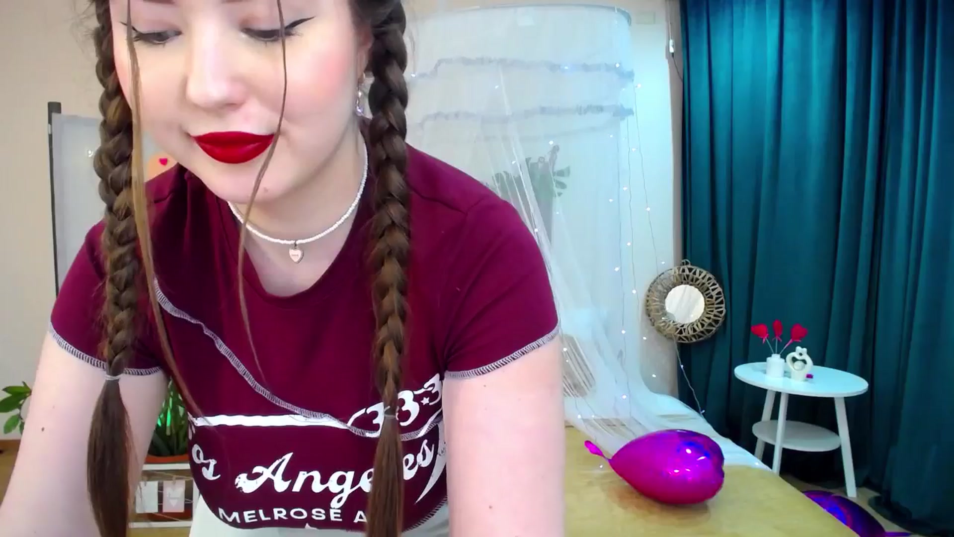 Gallery image thumbnail from AdmireMyEyes's myfreecams stream on, 02/19/2025, 23:15 image 11 of 20