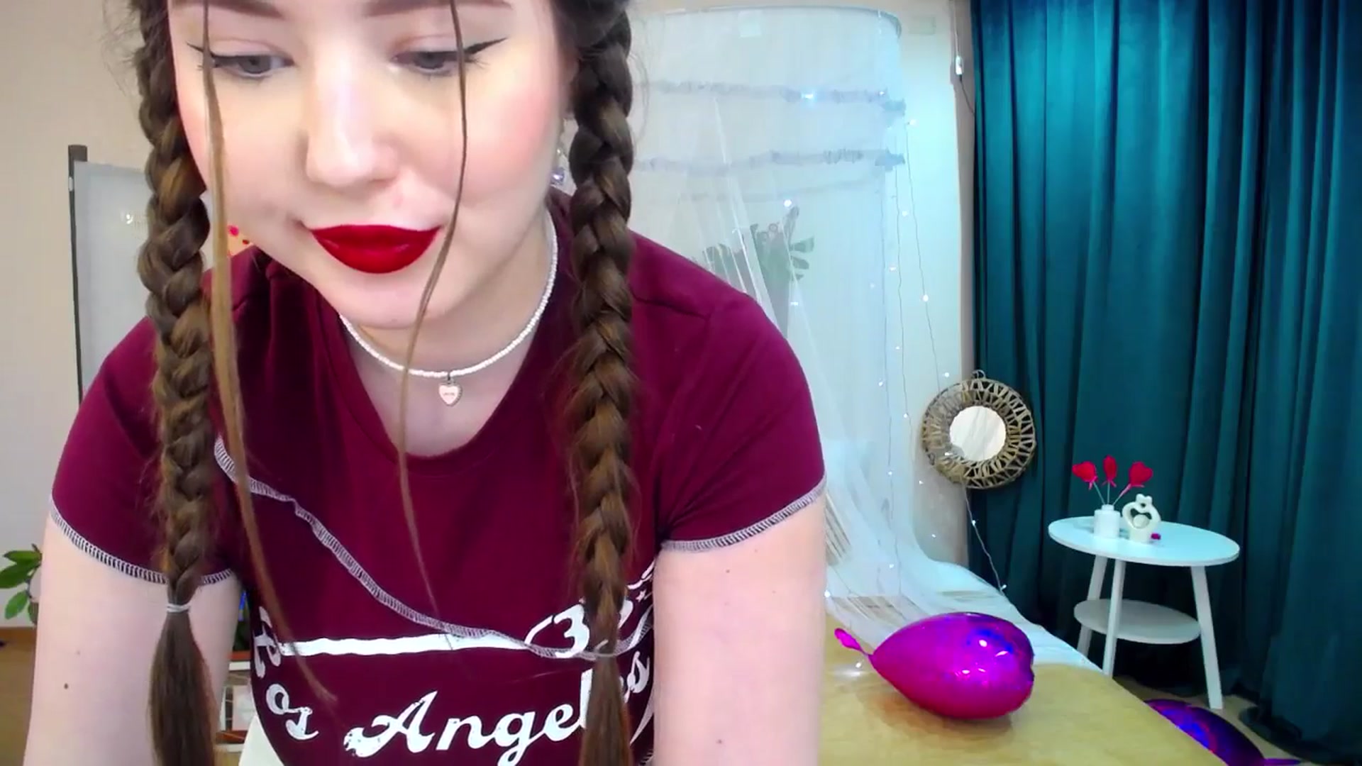 Gallery image thumbnail from AdmireMyEyes's myfreecams stream on, 02/19/2025, 23:15 image 12 of 20