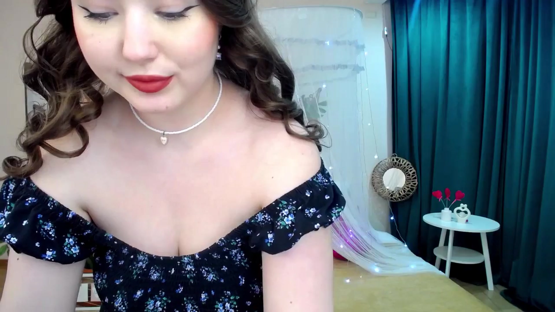 Gallery image thumbnail from AdmireMyEyes's myfreecams stream on, 02/21/2025, 08:24 image 14 of 20