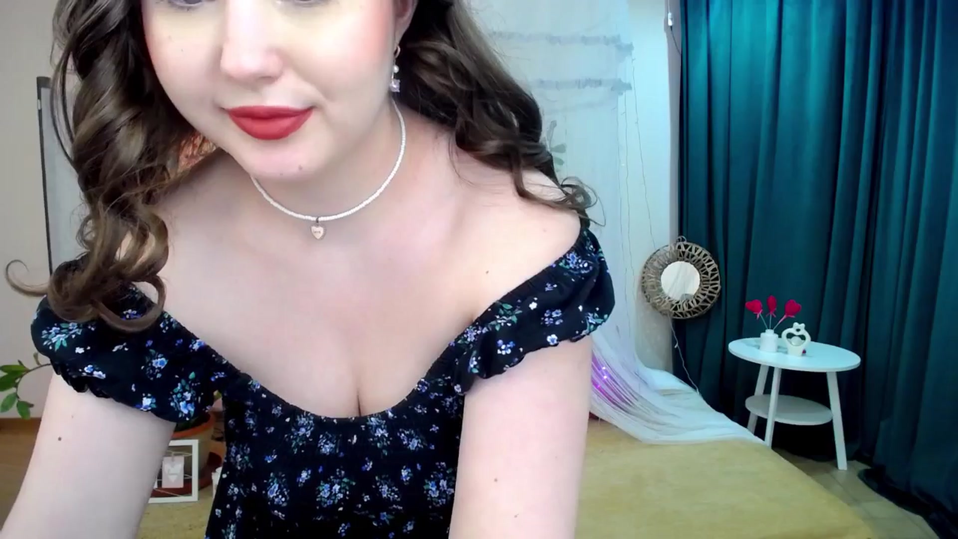 Gallery image thumbnail from AdmireMyEyes's myfreecams stream on, 02/21/2025, 08:24 image 17 of 20