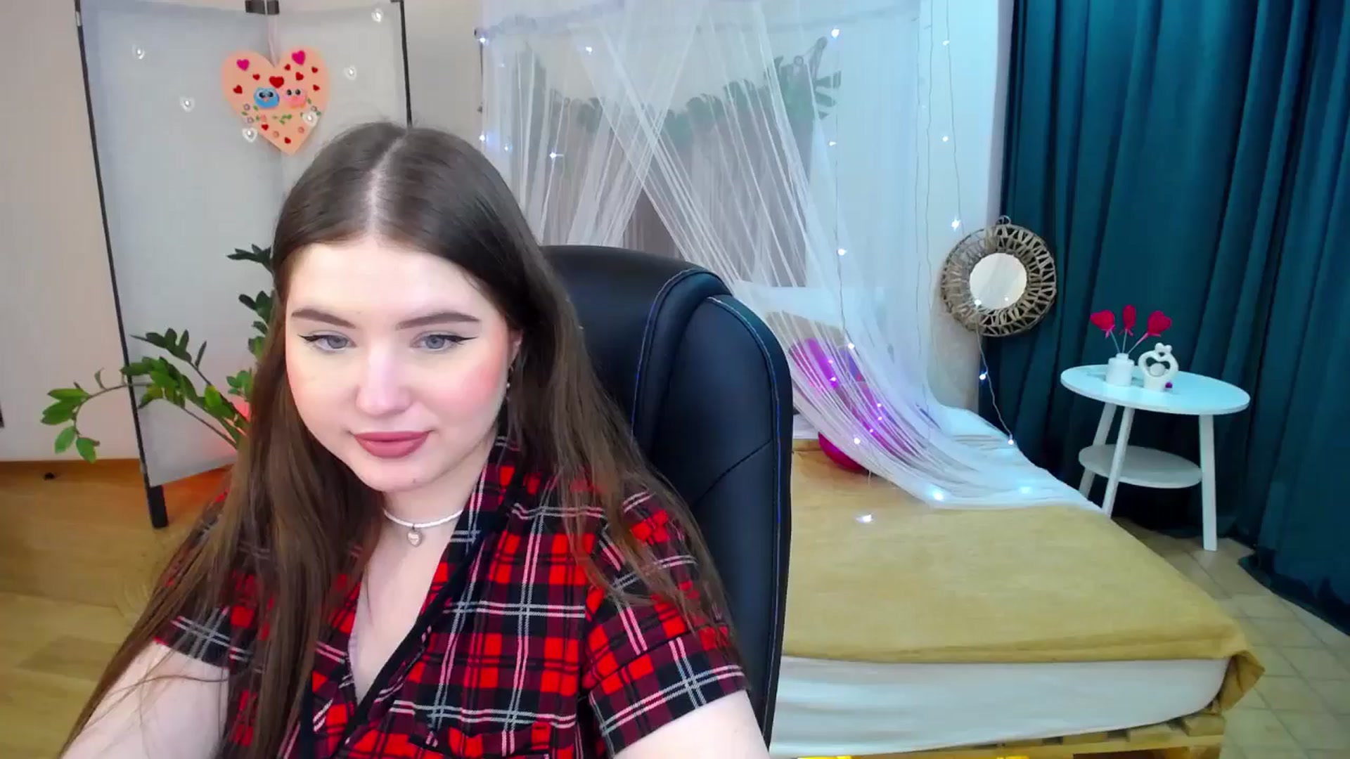Gallery image thumbnail from AdmireMyEyes's myfreecams stream on, 02/22/2025, 09:48 image 5 of 20
