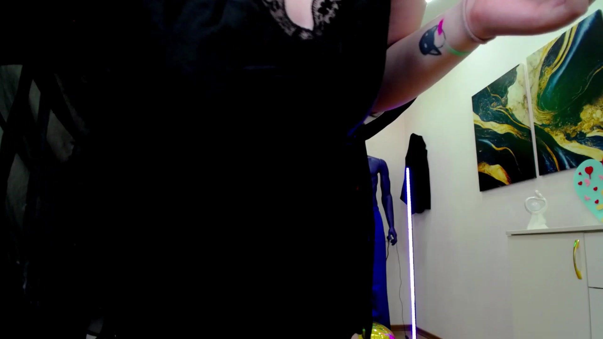 Gallery image thumbnail from AdmireMyEyes's myfreecams stream on, 02/23/2025, 06:43 image 4 of 20