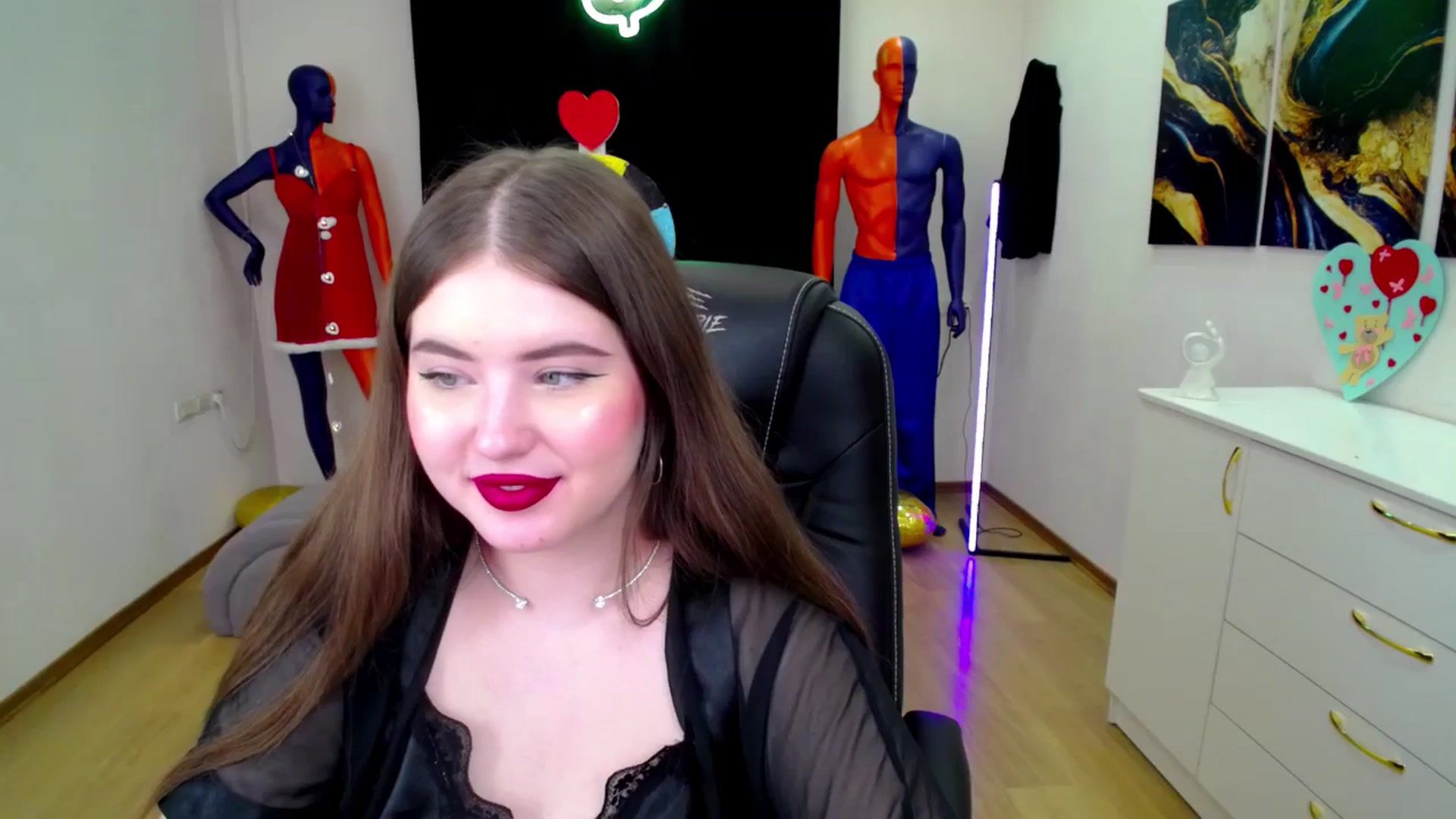 Gallery image thumbnail from AdmireMyEyes's myfreecams stream on, 02/23/2025, 06:43 image 18 of 20