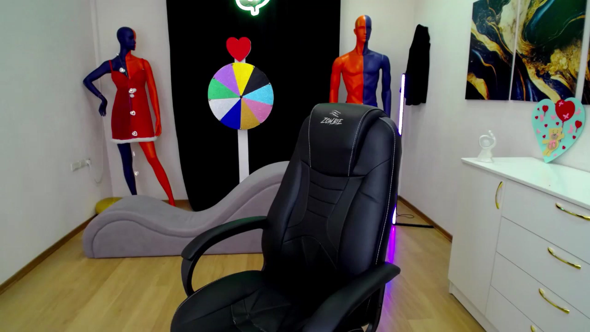 Gallery image thumbnail from AdmireMyEyes's myfreecams stream on, 02/23/2025, 06:43 image 20 of 20