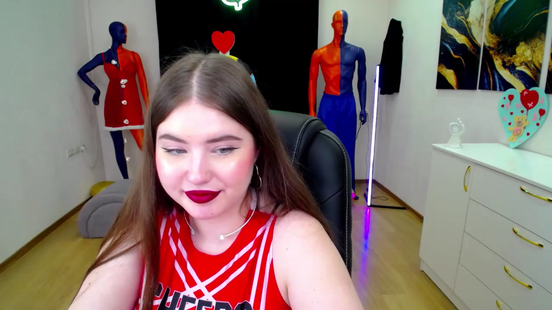 Gallery image thumbnail from AdmireMyEyes's myfreecams stream on, 02/23/2025, 07:47 image 6 of 20