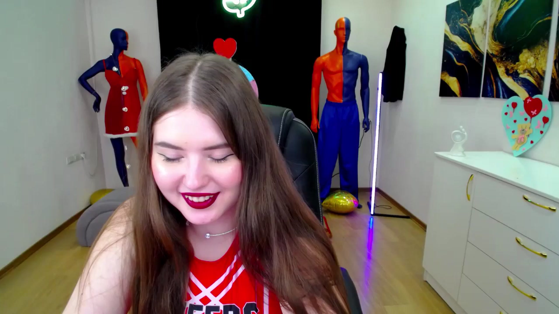 Gallery image thumbnail from AdmireMyEyes's myfreecams stream on, 02/23/2025, 07:47 image 9 of 20