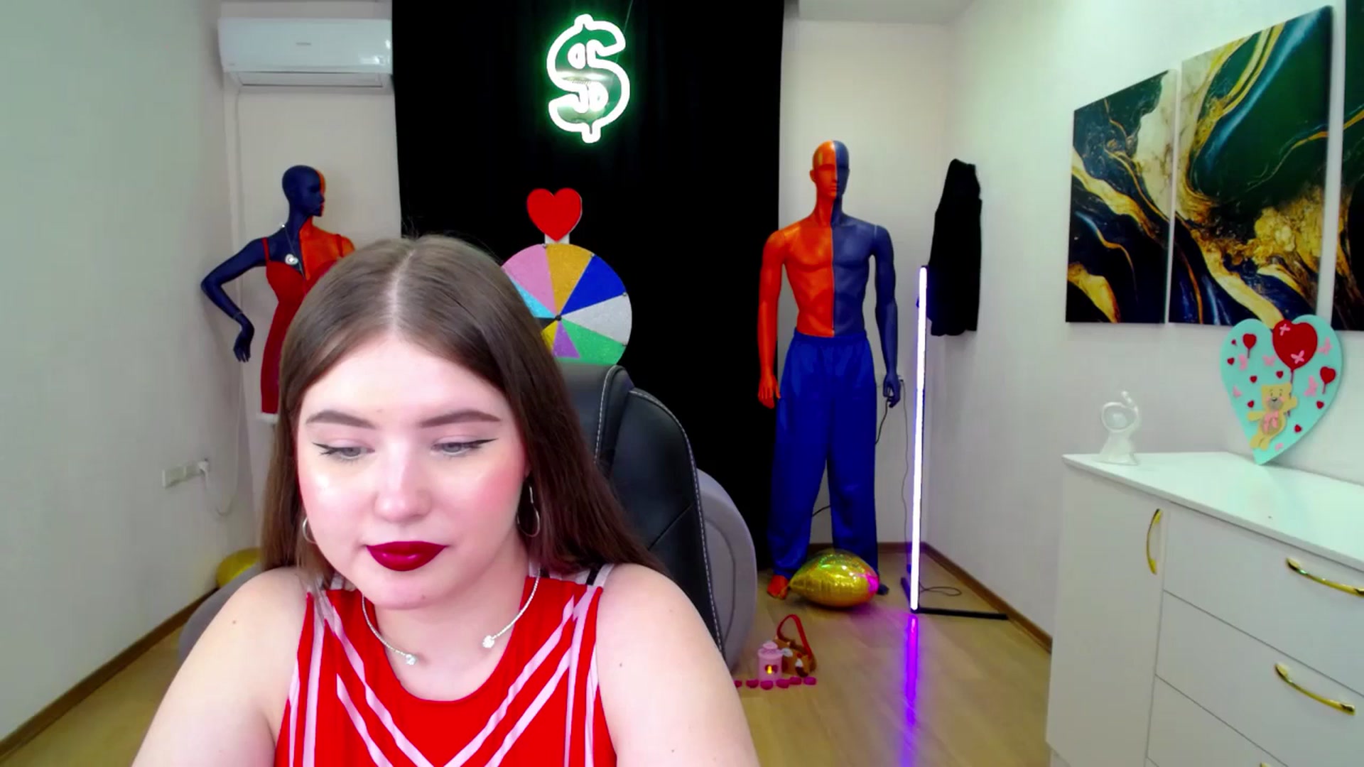 Gallery image thumbnail from AdmireMyEyes's myfreecams stream on, 02/23/2025, 08:20 image 1 of 20
